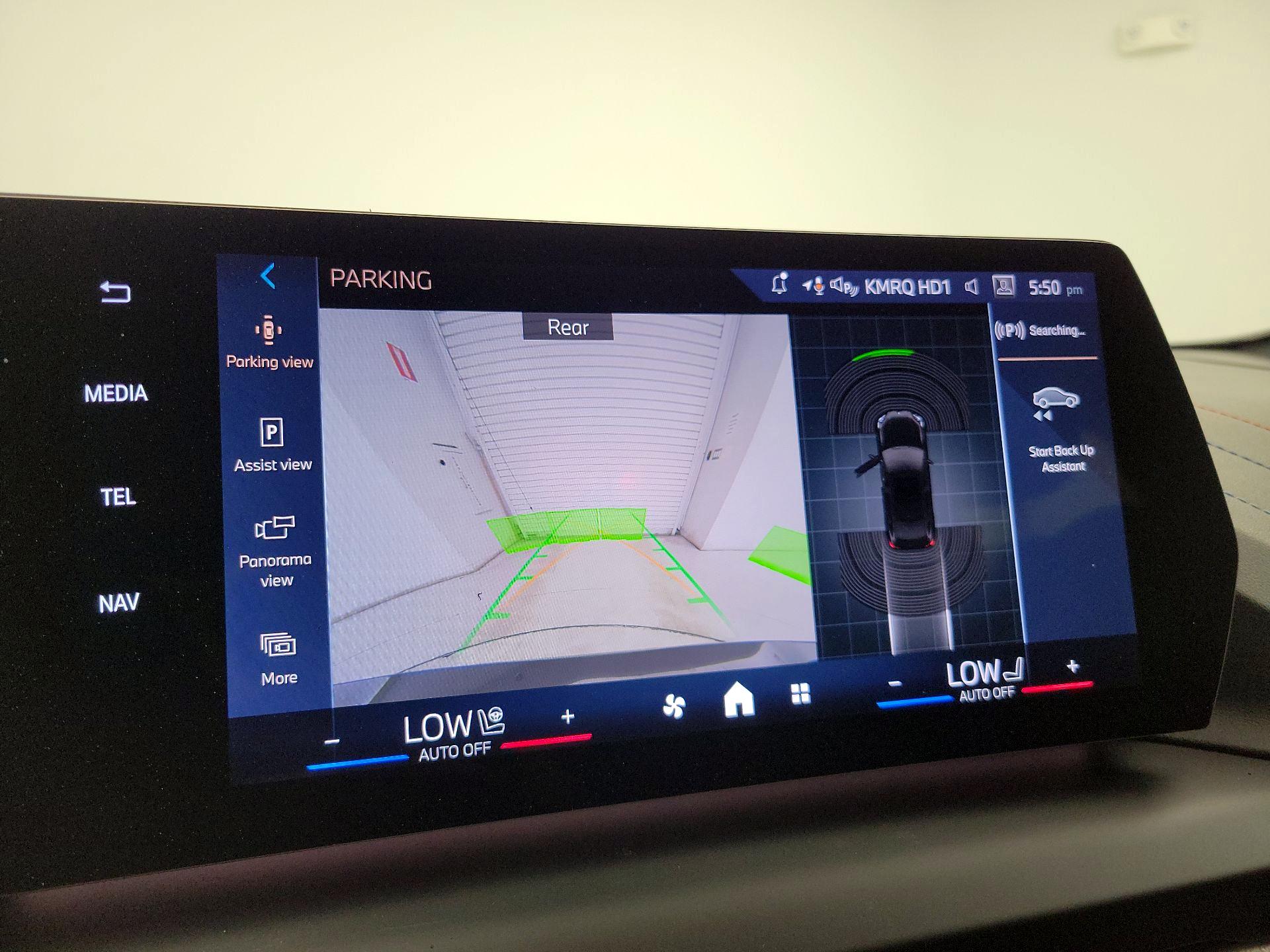 Thumbnail: 2025 BMW 2 Series - 13