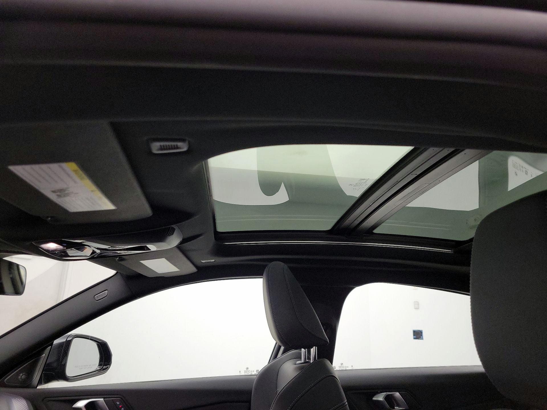 Thumbnail: 2025 BMW 2 Series - 18