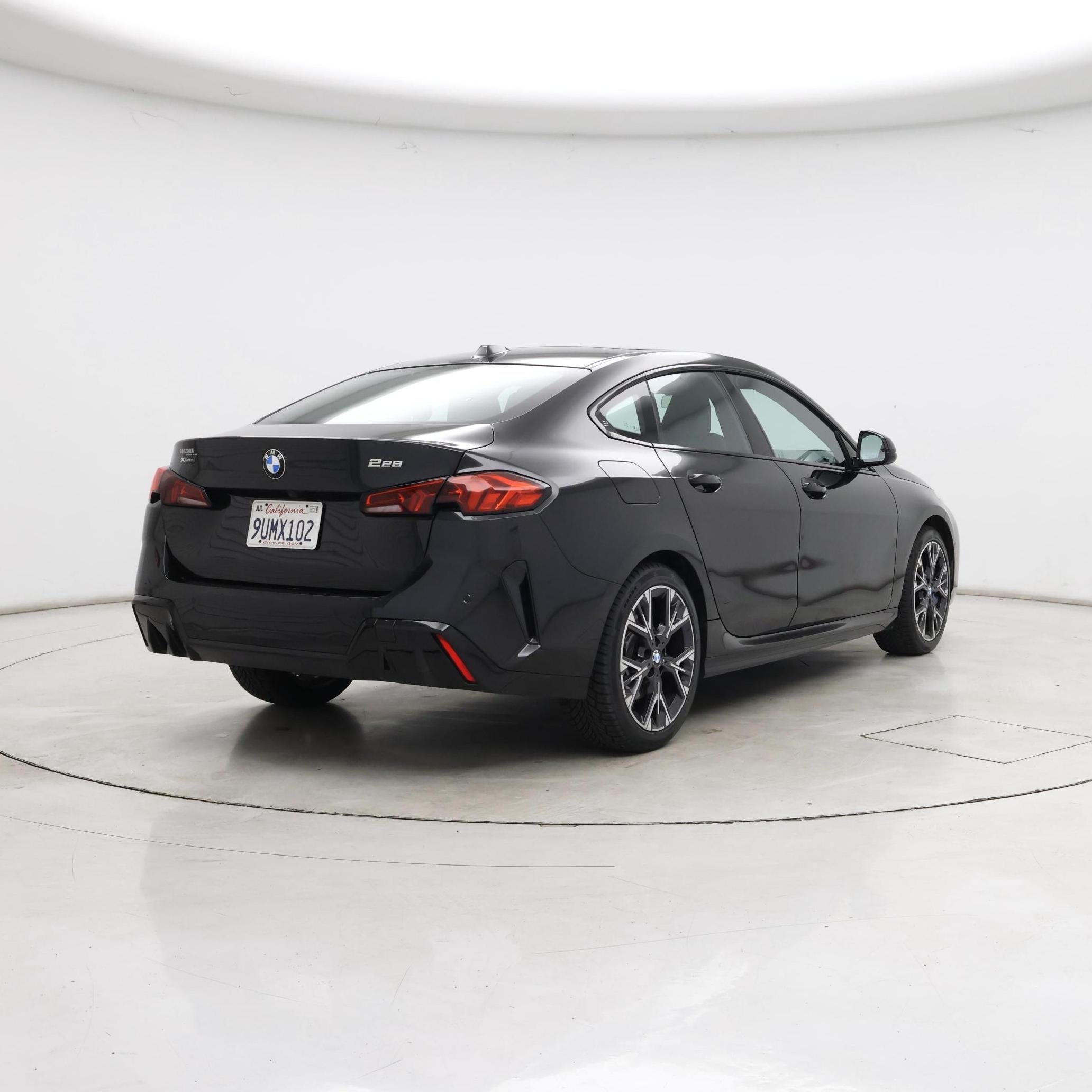 Thumbnail: 2025 BMW 2 Series - 8