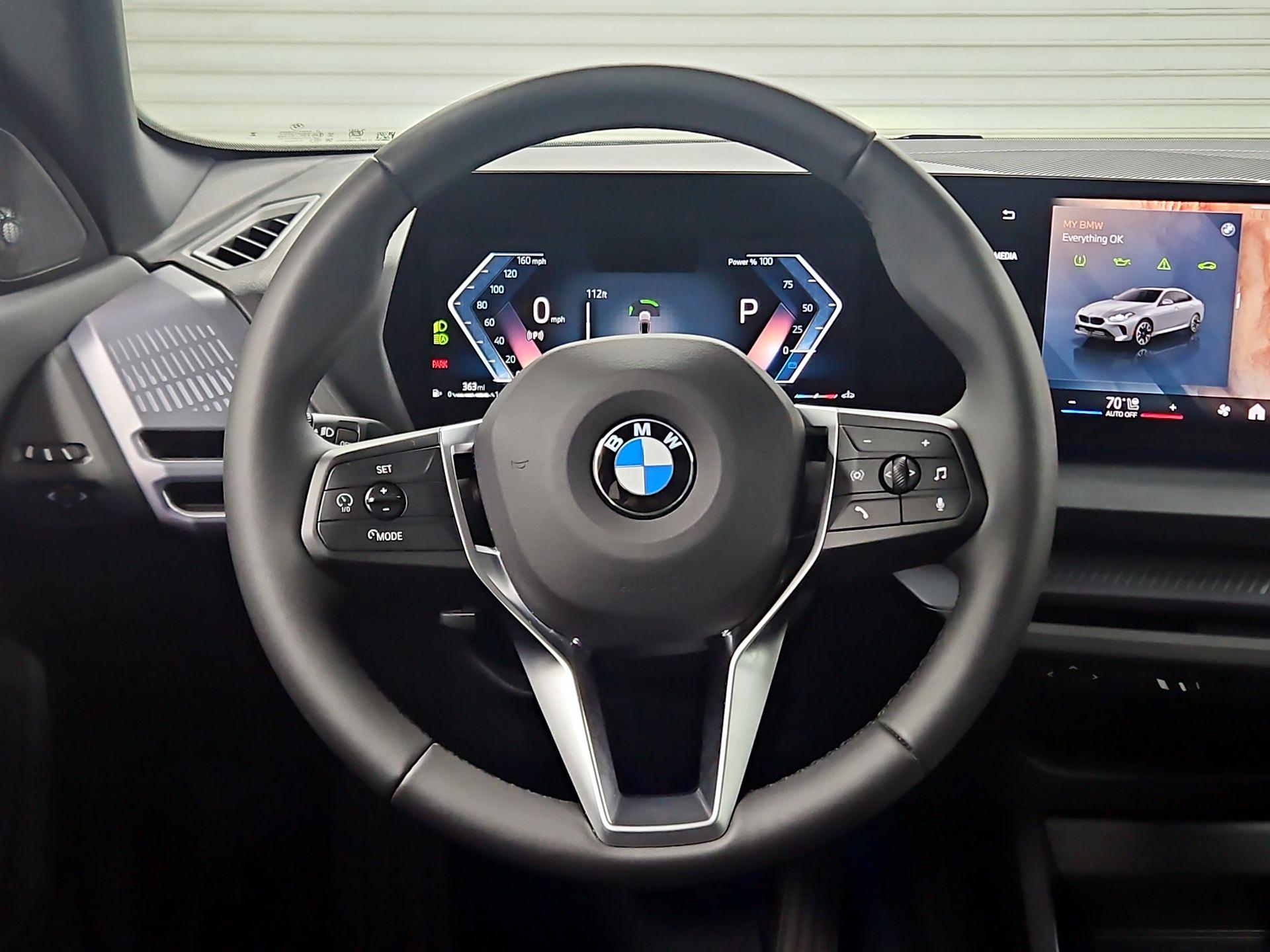 Thumbnail: 2025 BMW 2 Series - 10