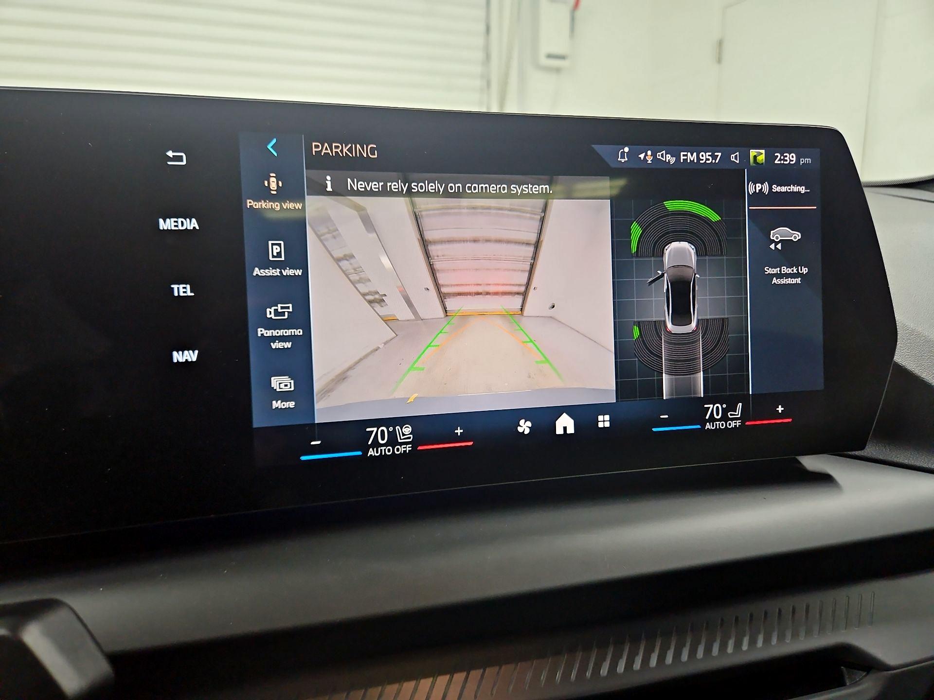 Thumbnail: 2025 BMW 2 Series - 13