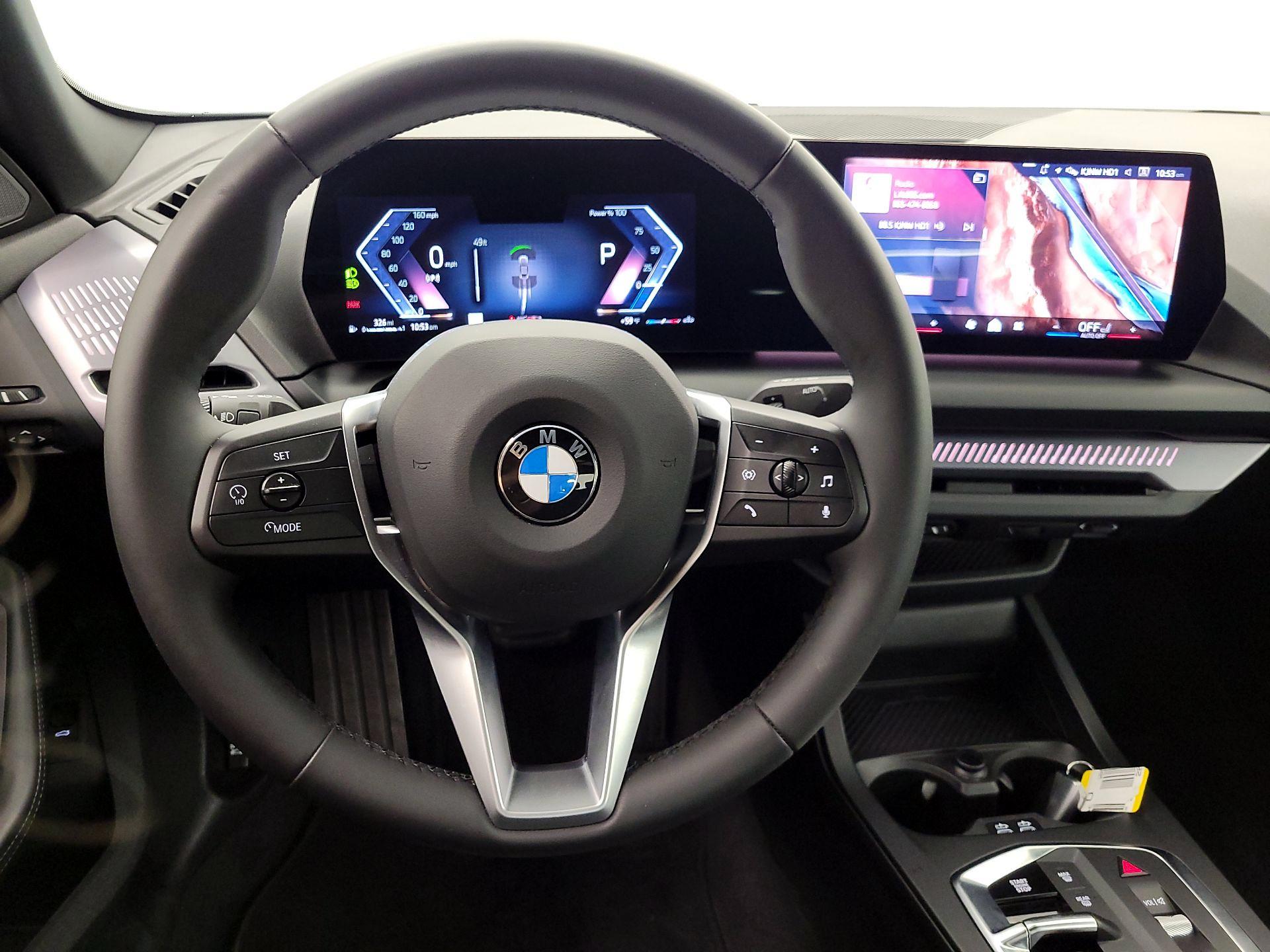 Thumbnail: 2025 BMW 2 Series - 10