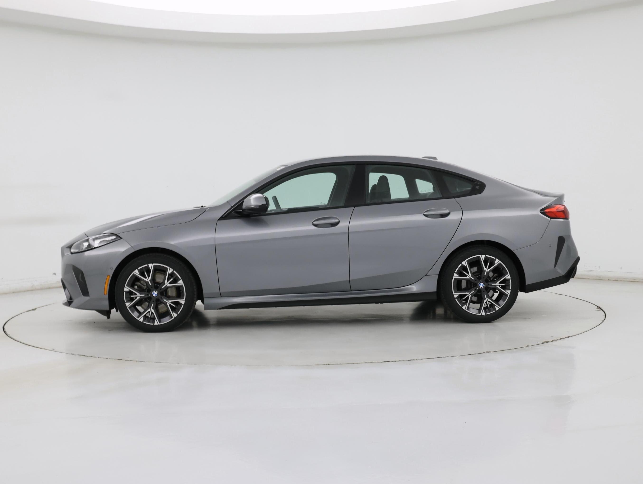 Thumbnail: 2025 BMW 2 Series - 3