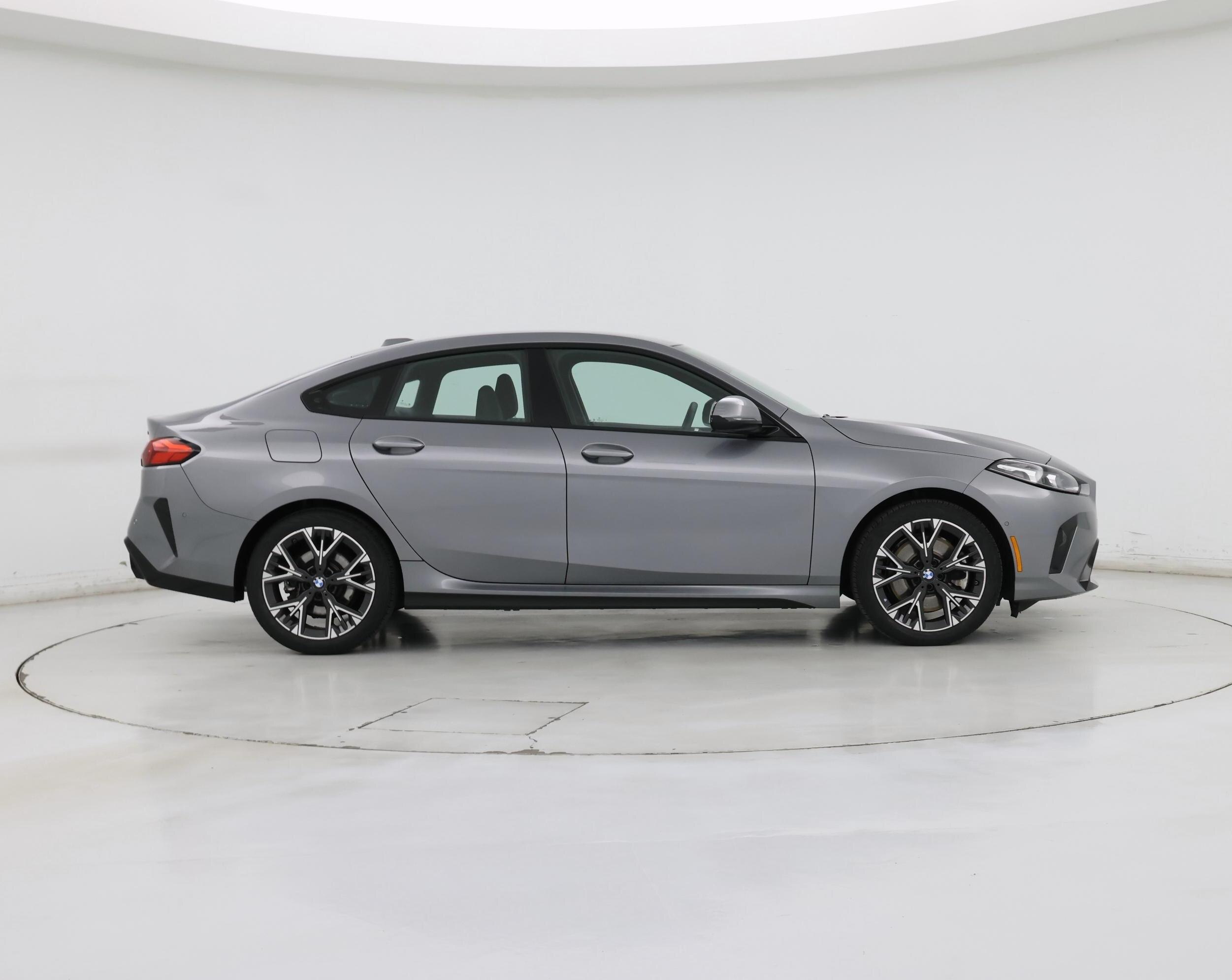 Thumbnail: 2025 BMW 2 Series - 7