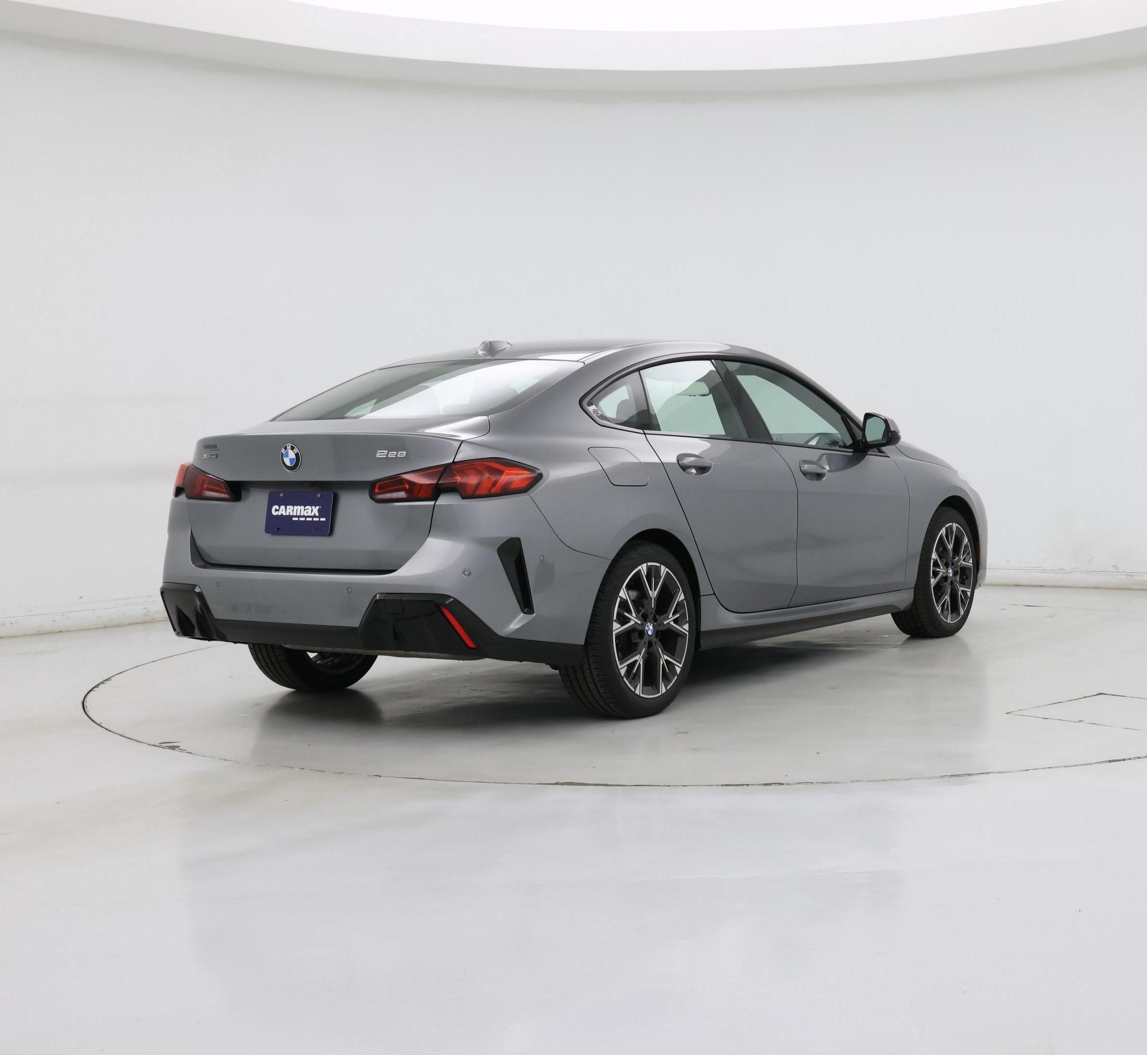 Thumbnail: 2025 BMW 2 Series - 8