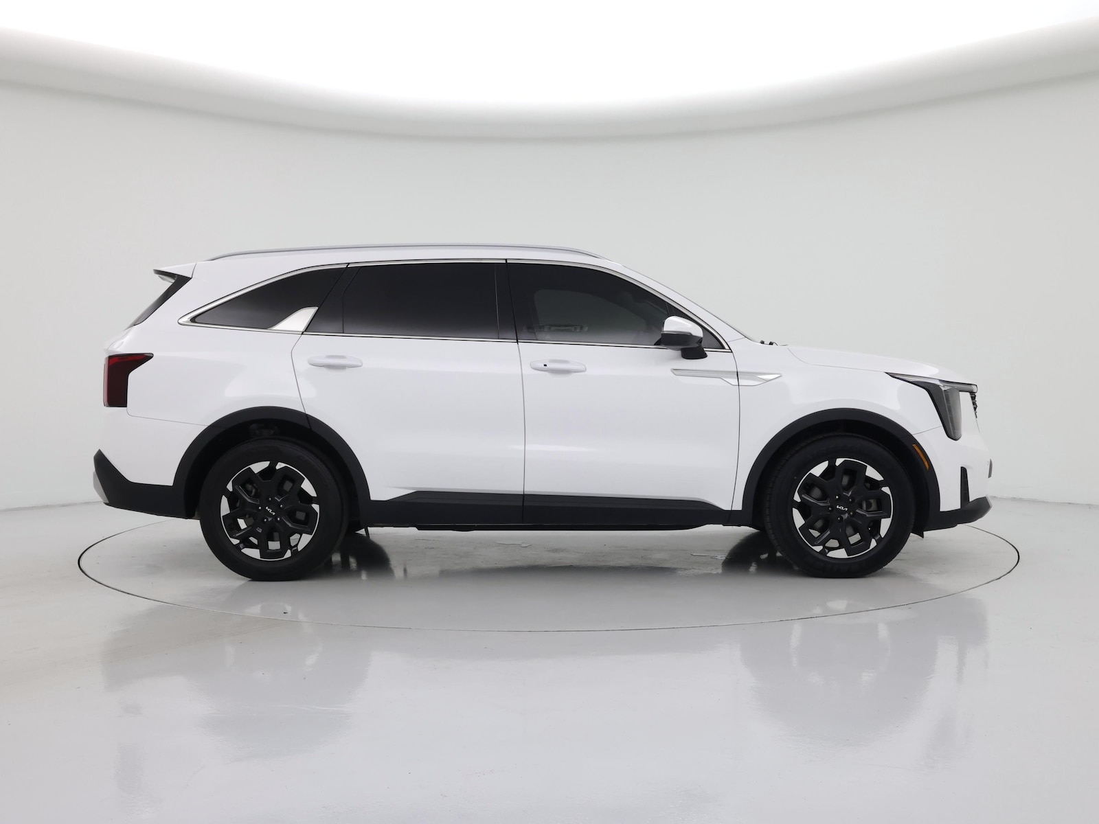 2024 Kia Sorento S - Photo 8