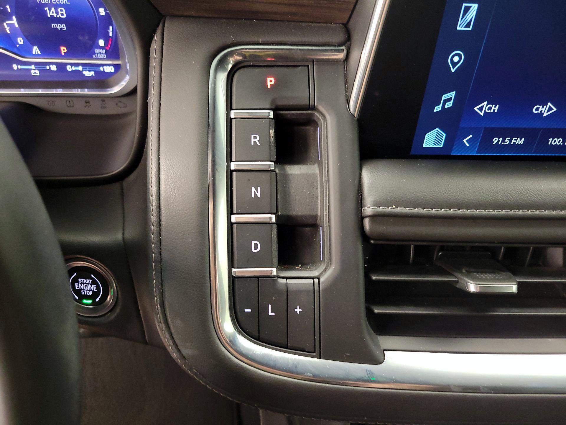 Thumbnail: 2023 Chevrolet Tahoe - 17