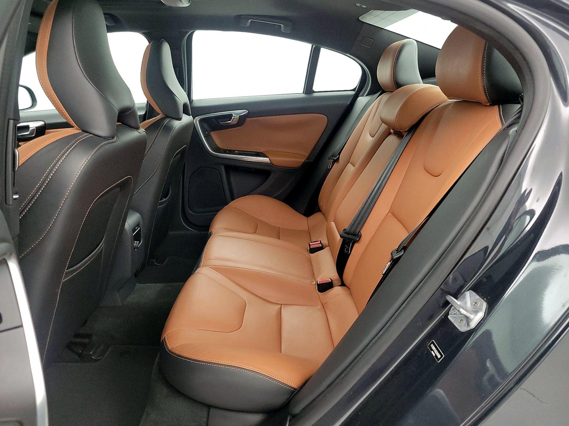 Thumbnail: 2016 Volvo S60 - 20