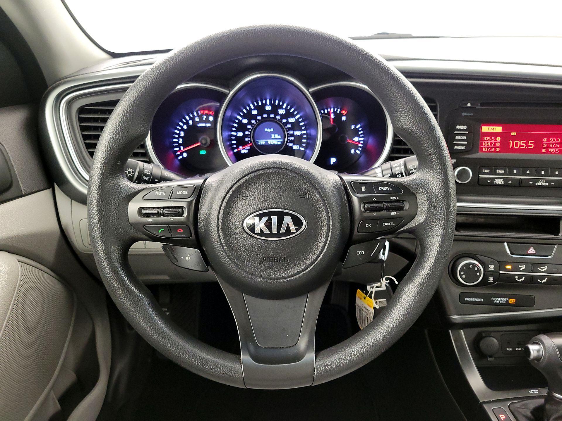 Thumbnail: 2015 Kia Optima - 10