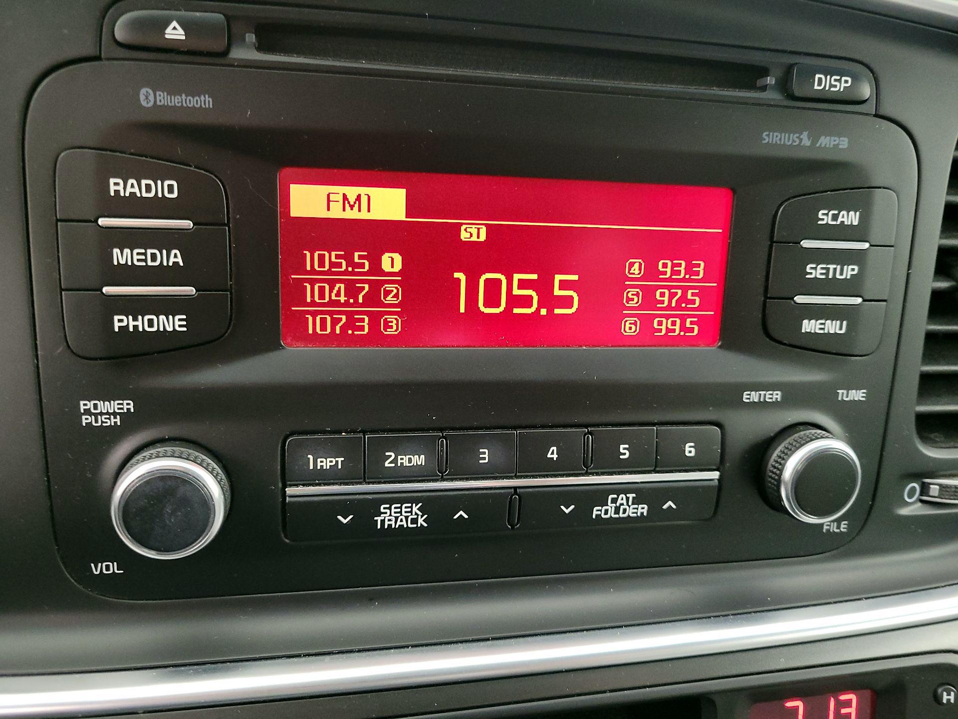 Thumbnail: 2015 Kia Optima - 14