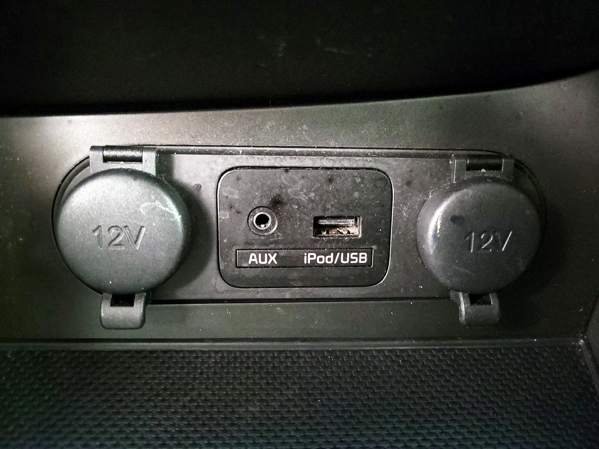 Thumbnail: 2015 Kia Optima - 17