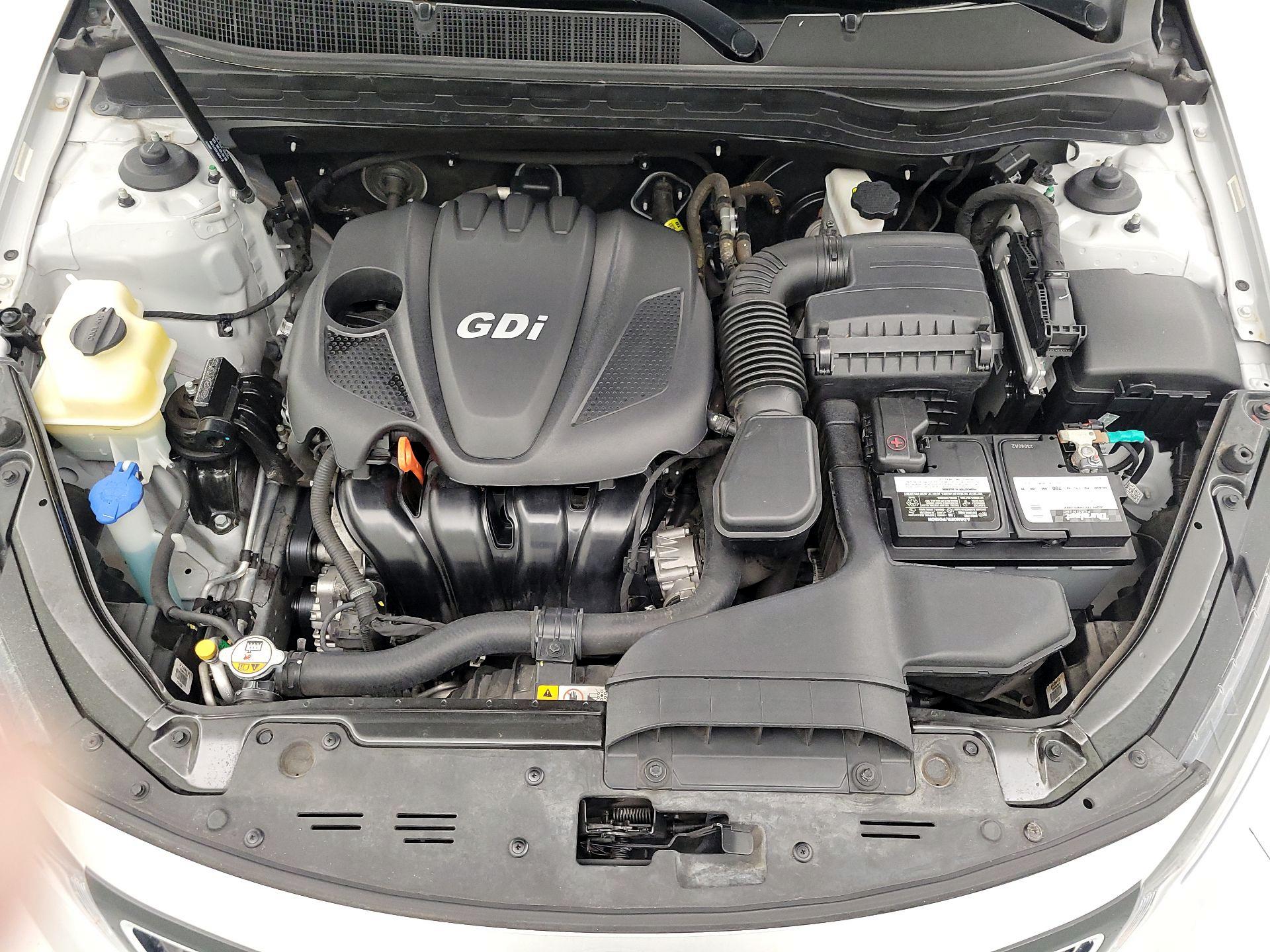 Thumbnail: 2015 Kia Optima - 20