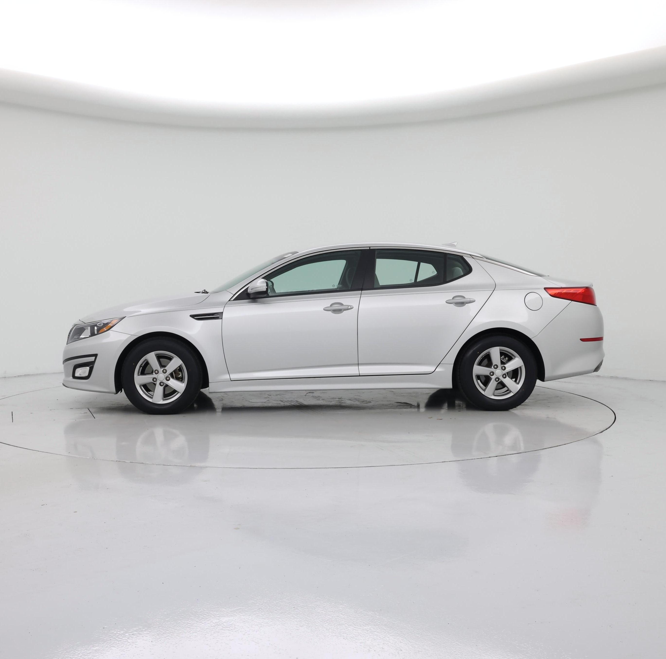 Thumbnail: 2015 Kia Optima - 3