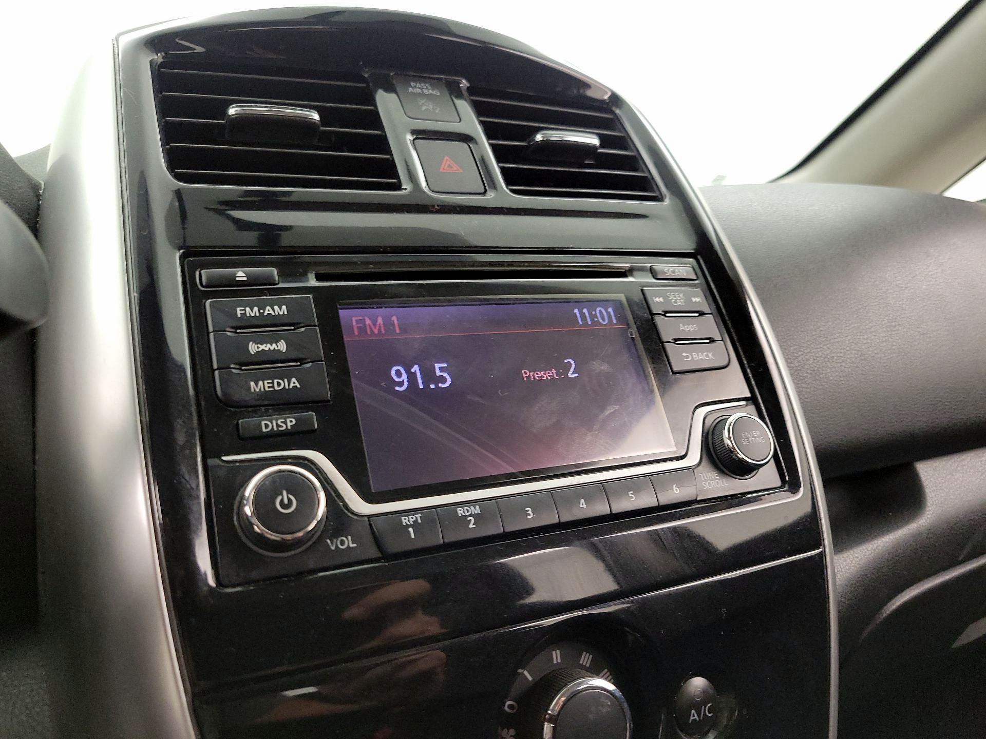 Thumbnail: 2016 Nissan Versa Note - 15