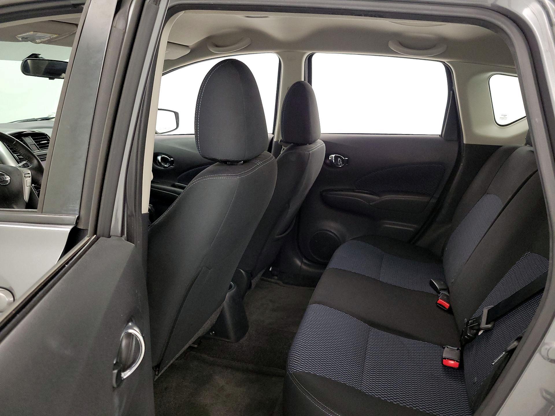 Thumbnail: 2016 Nissan Versa Note - 18