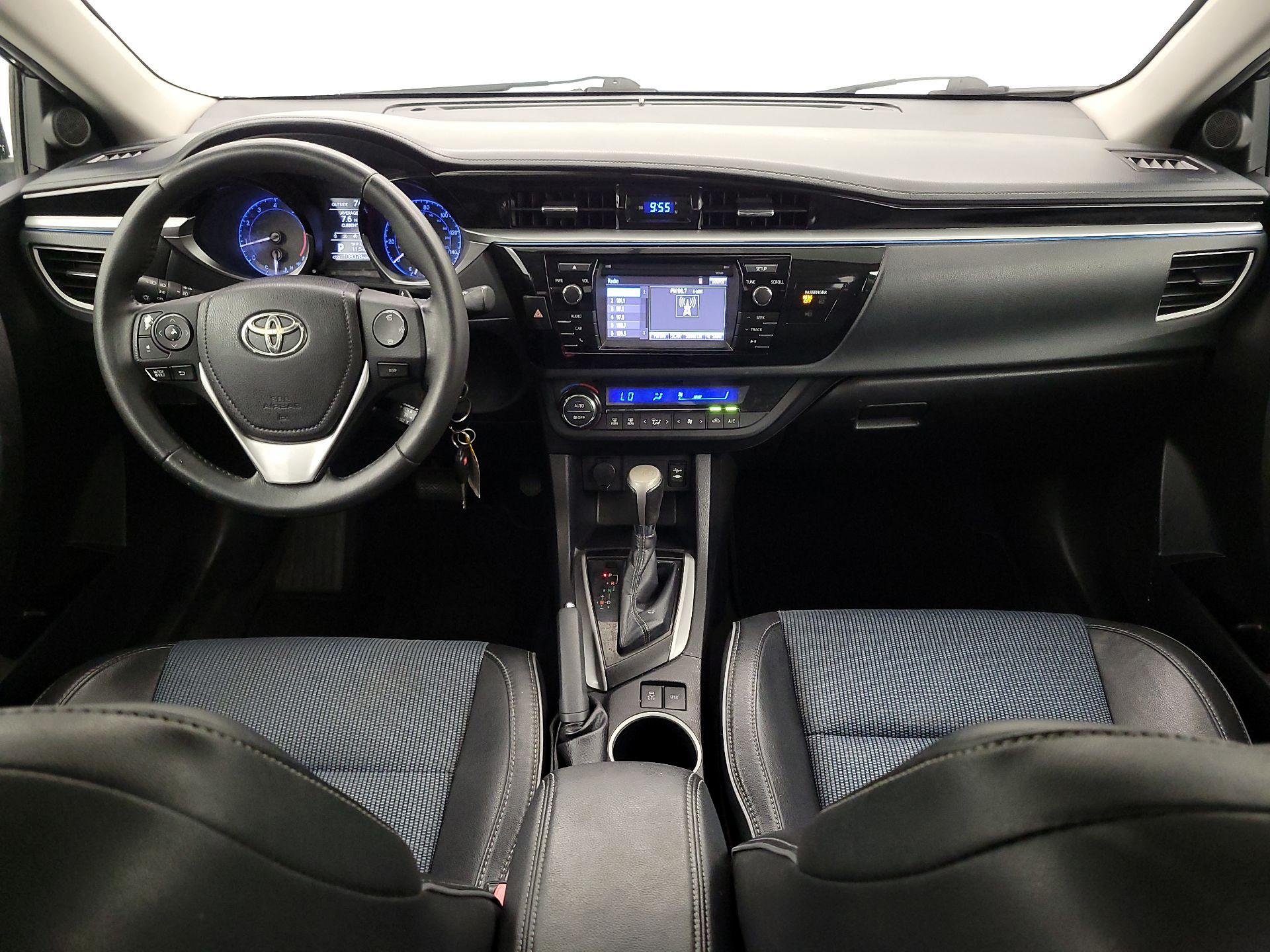 Thumbnail: 2015 Toyota Corolla - 9