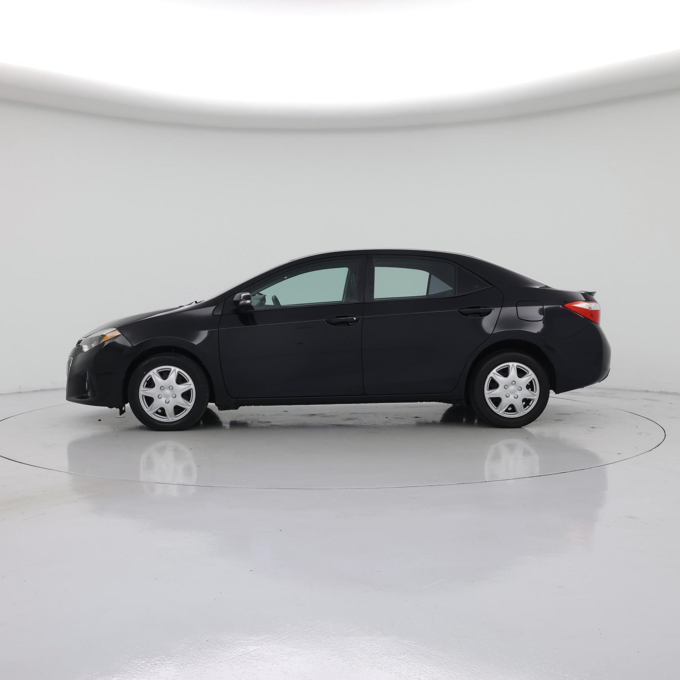 Thumbnail: 2015 Toyota Corolla - 3
