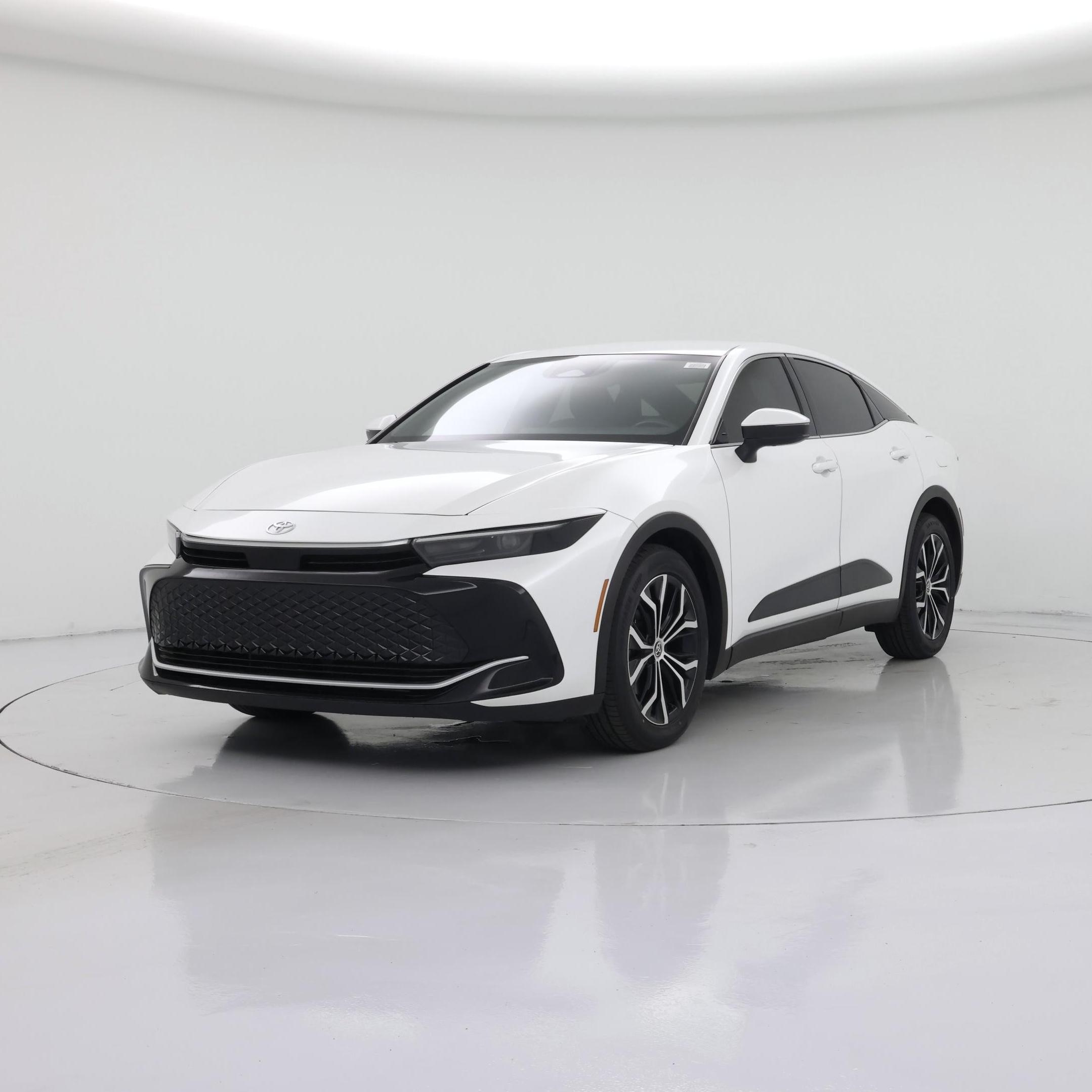 Thumbnail: 2023 Toyota Crown - 4