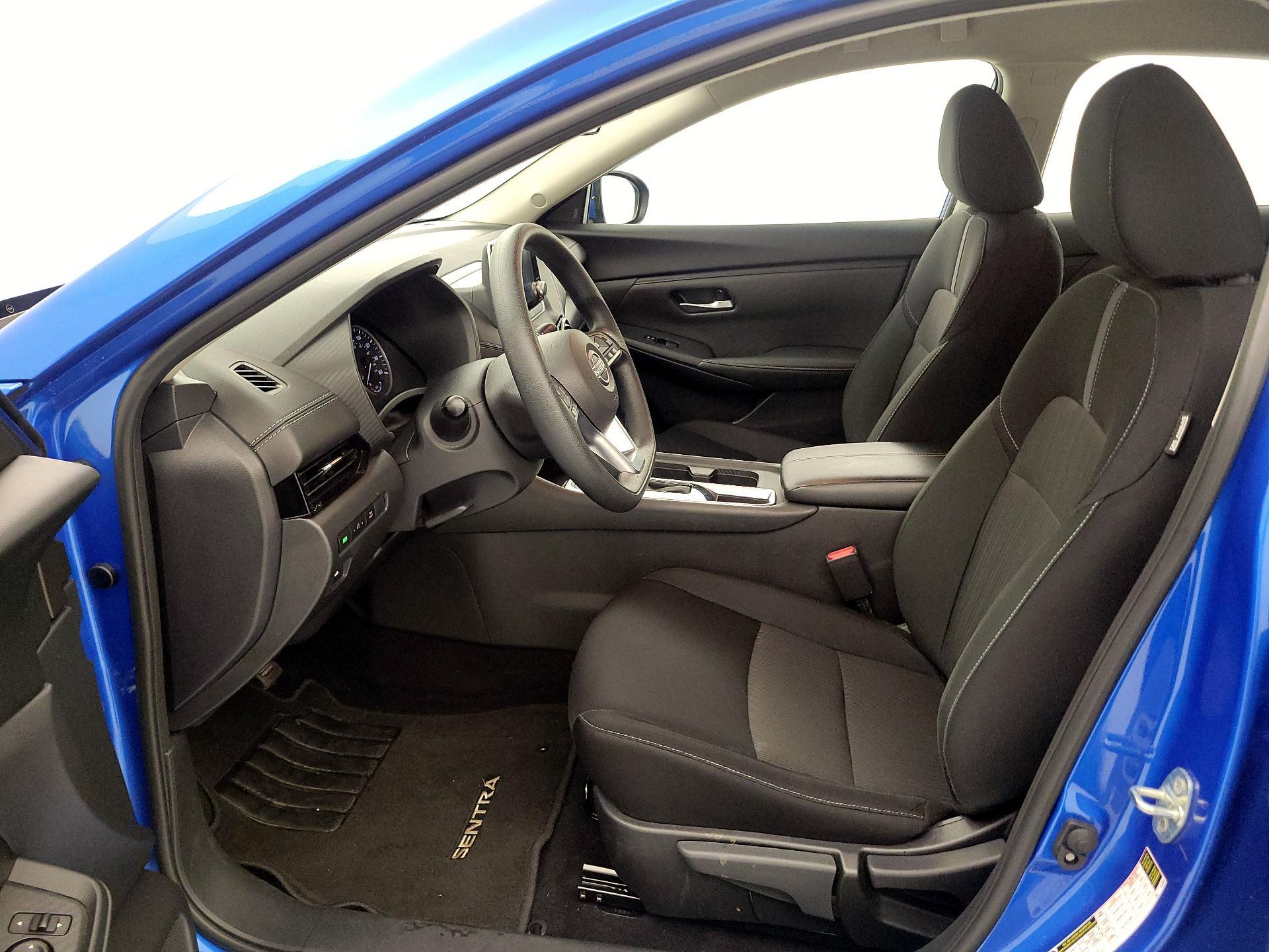 Thumbnail: 2025 Nissan Sentra - 11