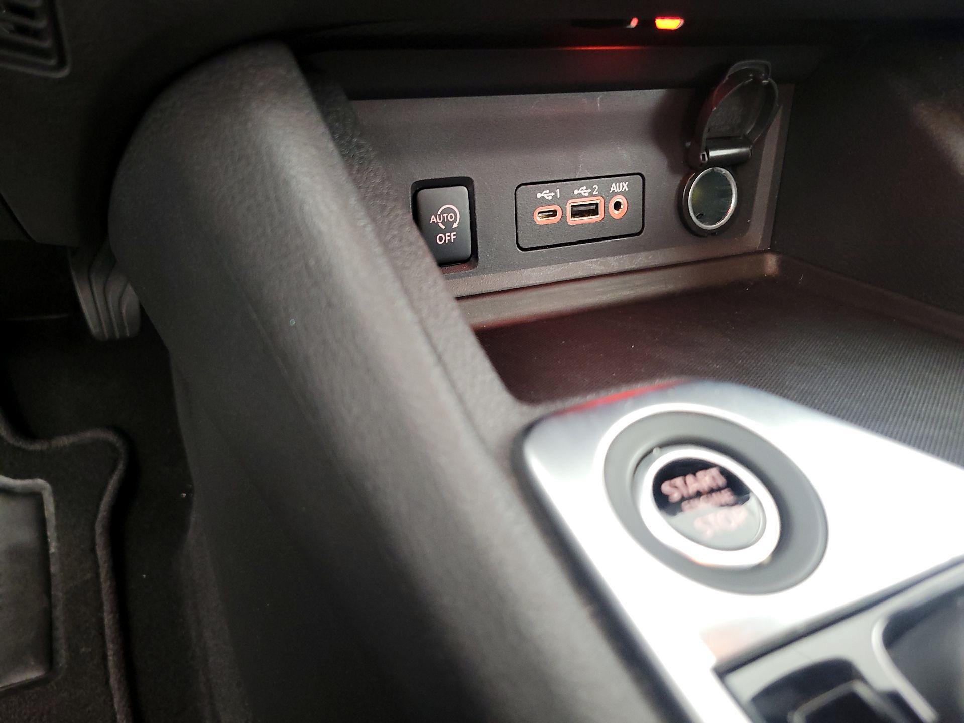 Thumbnail: 2025 Nissan Sentra - 18