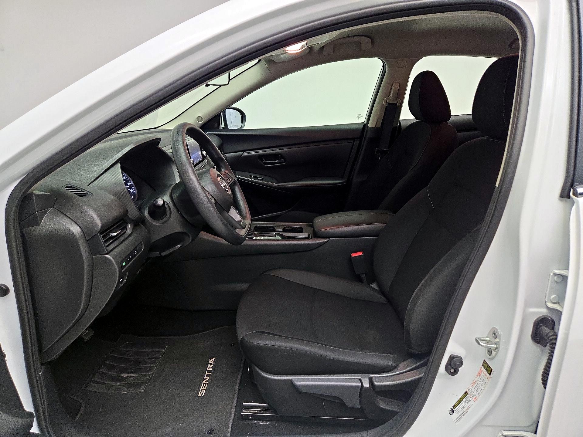 Thumbnail: 2025 Nissan Sentra - 11