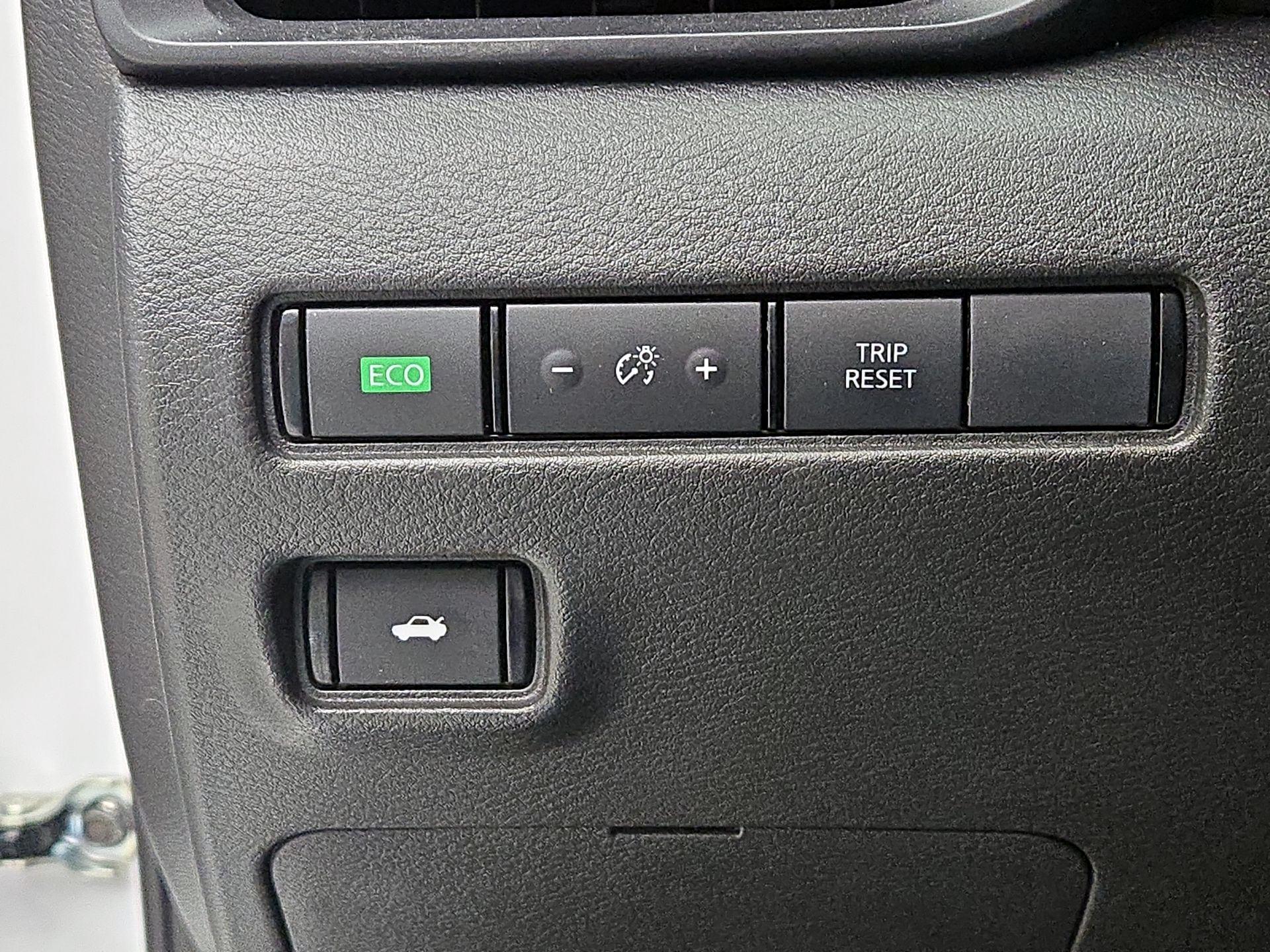 Thumbnail: 2025 Nissan Sentra - 13