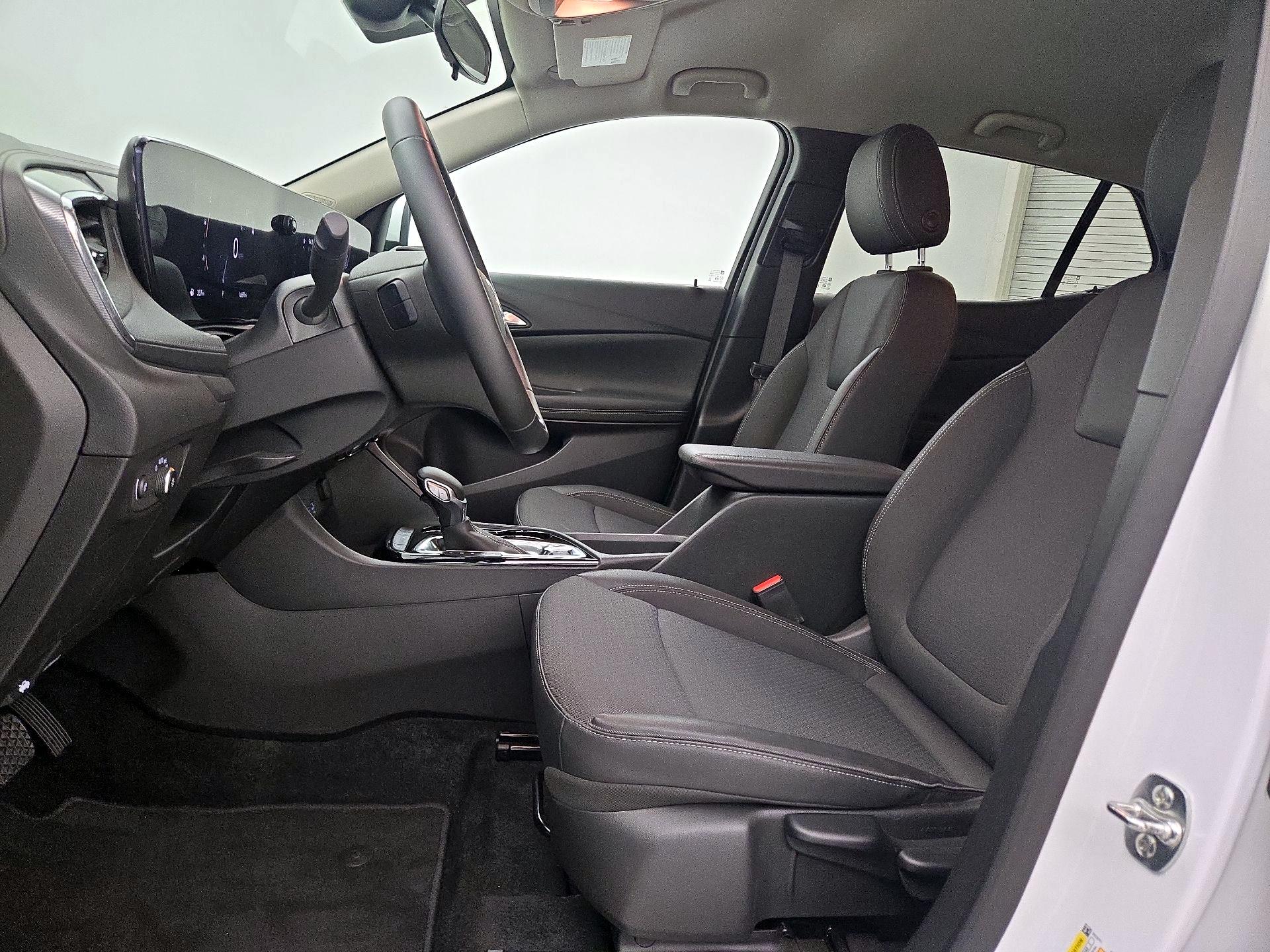 Thumbnail: 2025 Buick Encore GX - 11