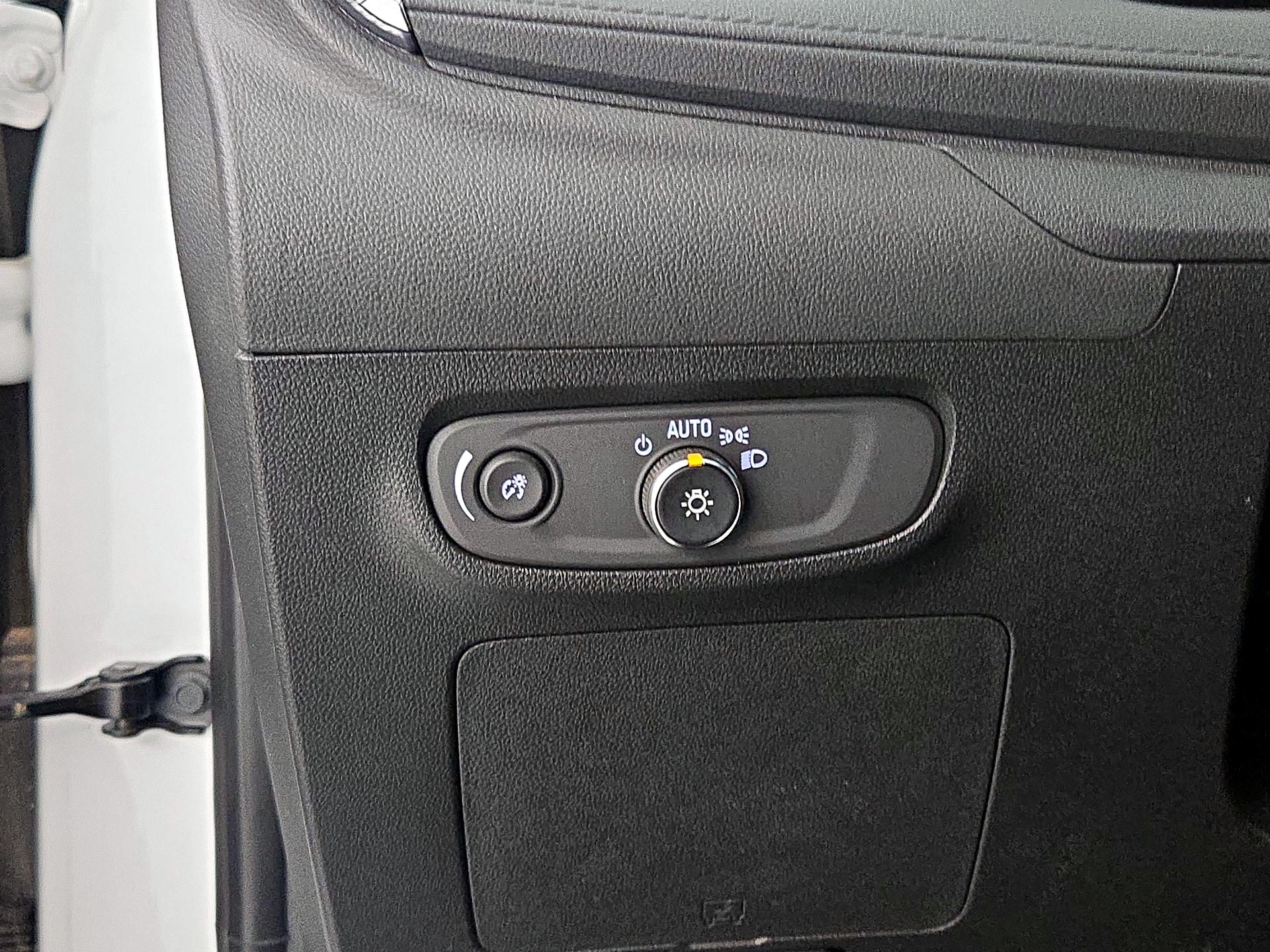 Thumbnail: 2025 Buick Encore GX - 13