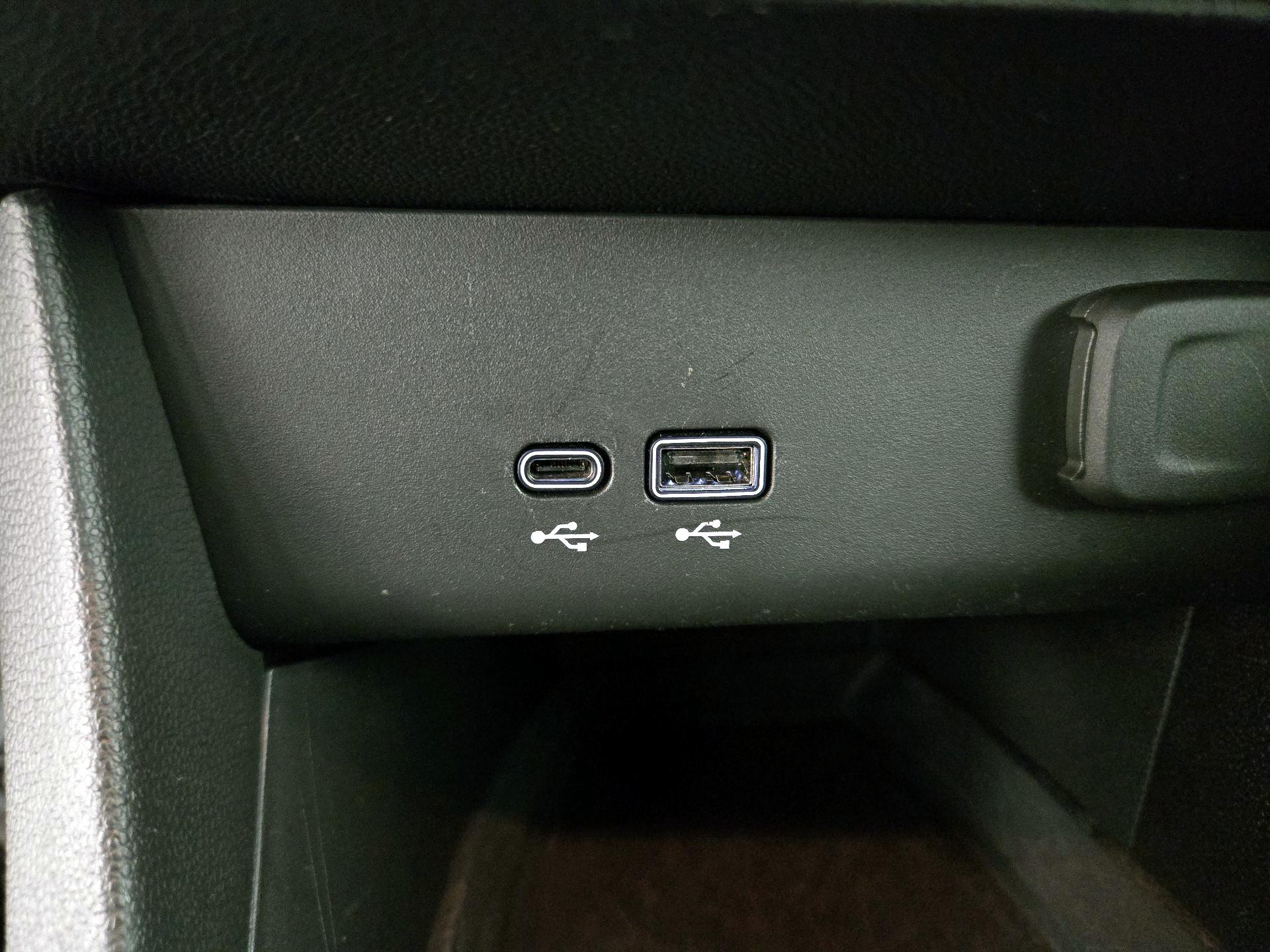 Thumbnail: 2025 Buick Encore GX - 18