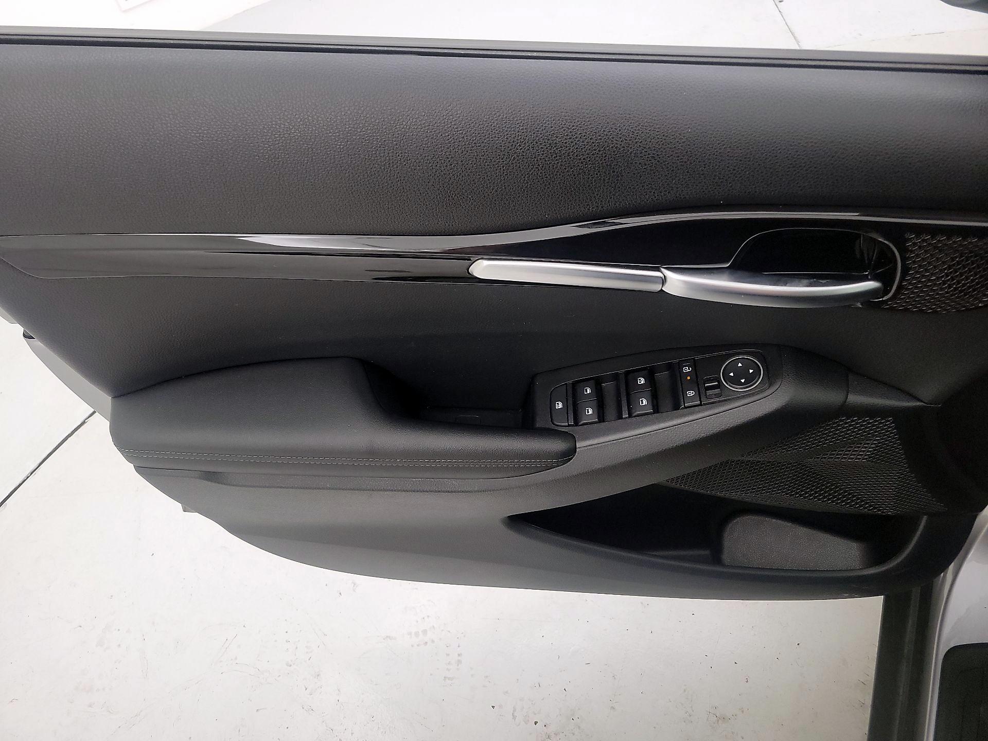 Thumbnail: 2025 Kia Seltos - 12