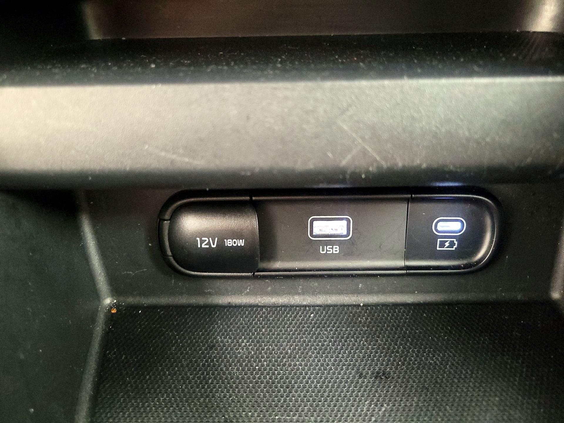 Thumbnail: 2025 Kia Seltos - 18