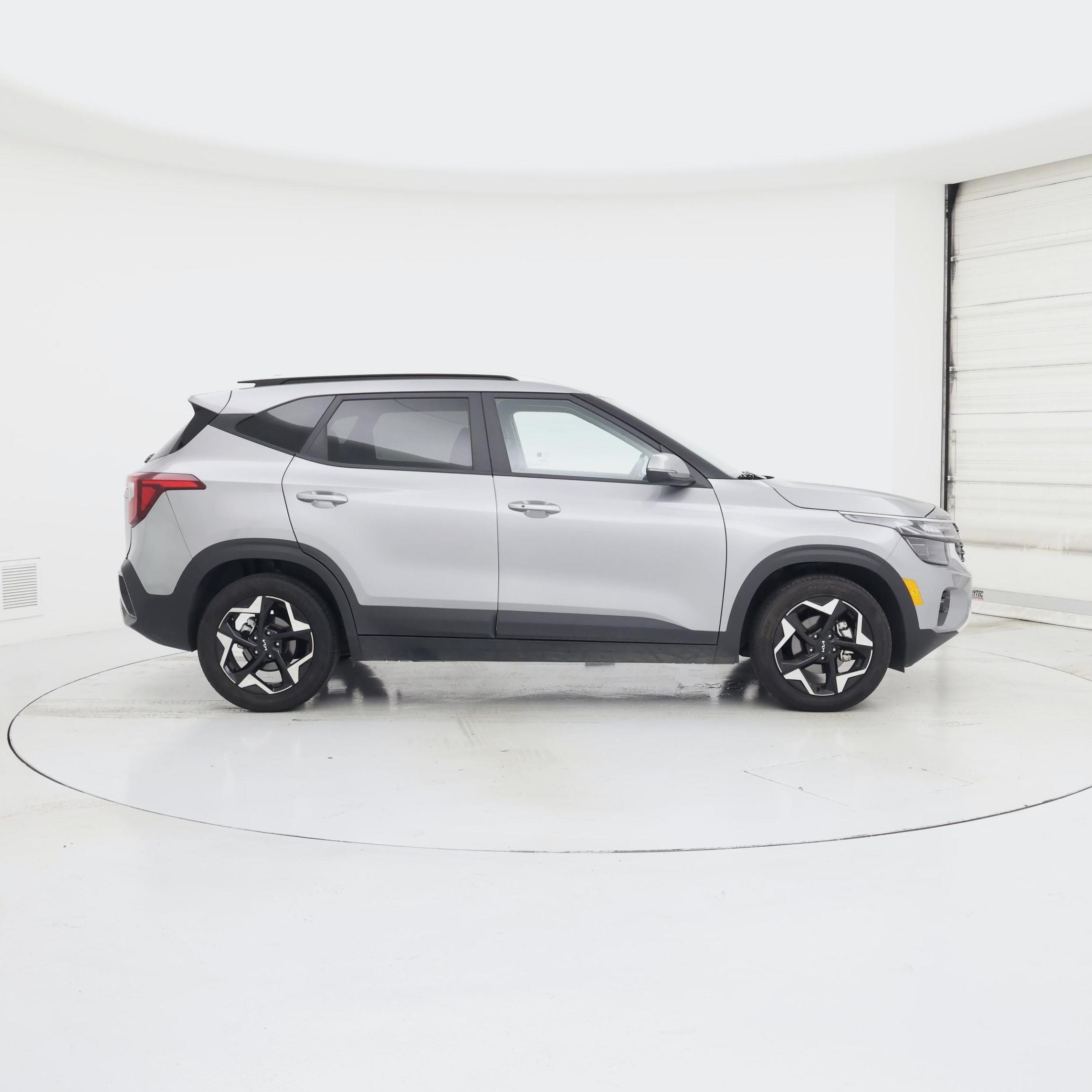 Thumbnail: 2025 Kia Seltos - 7