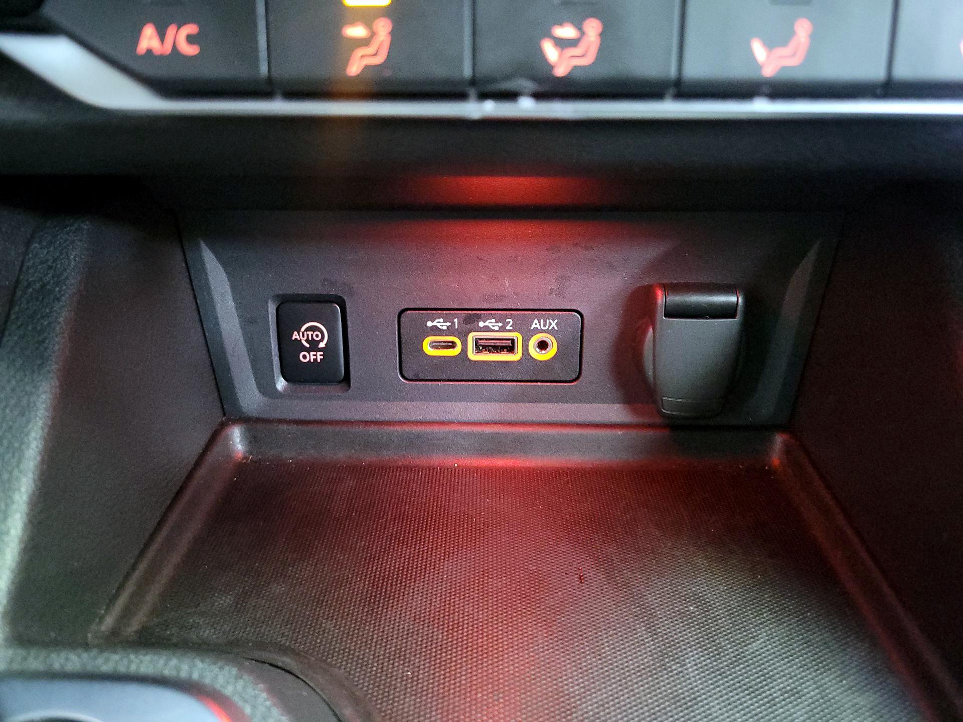 Thumbnail: 2025 Nissan Sentra - 18