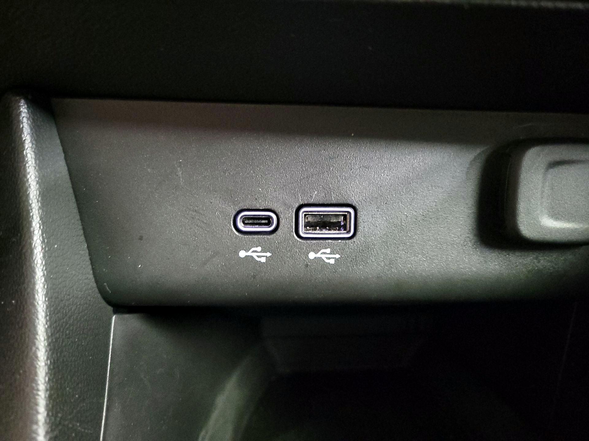 Thumbnail: 2025 Buick Encore GX - 18