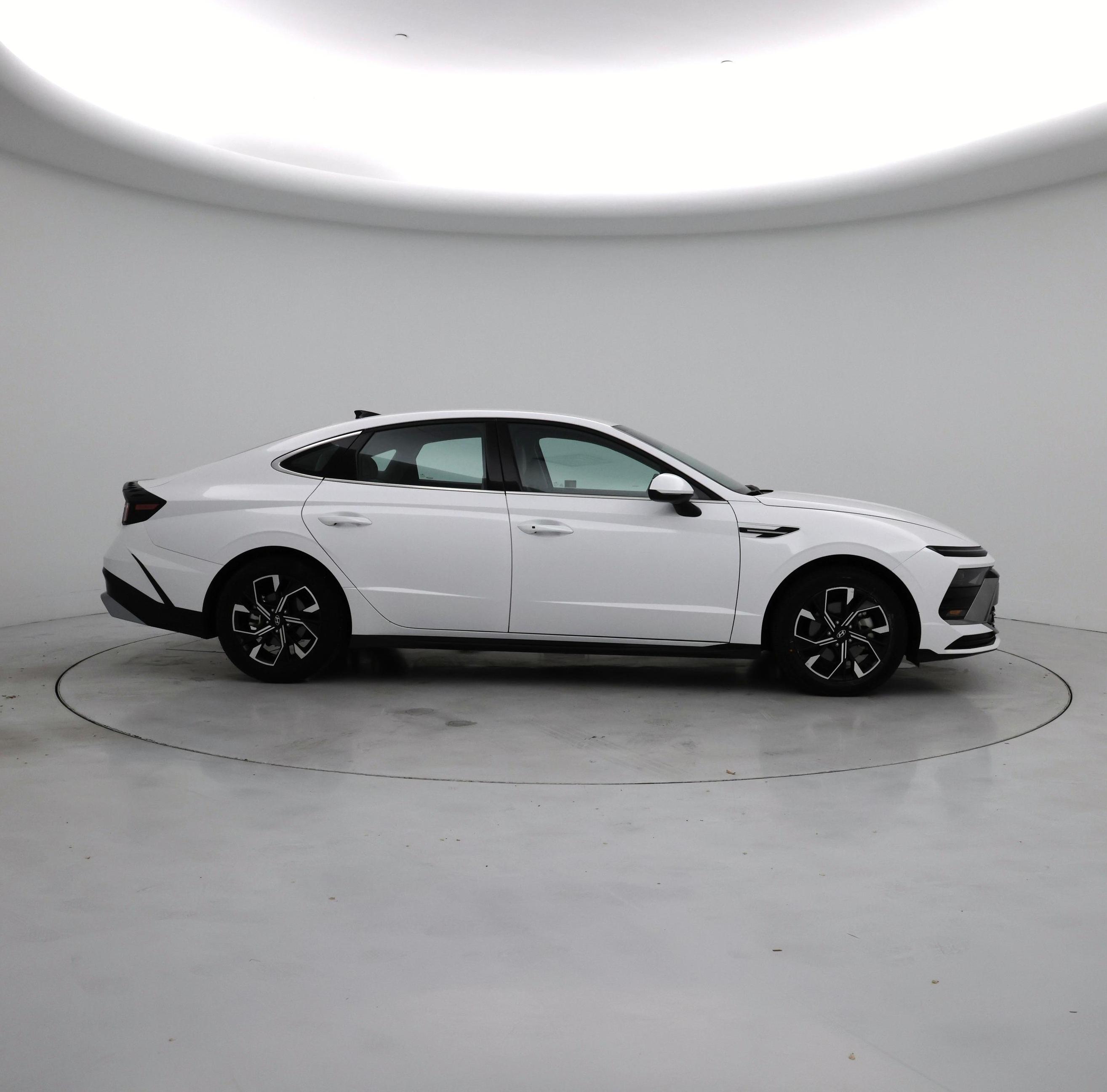 Thumbnail: 2025 Hyundai Sonata - 7