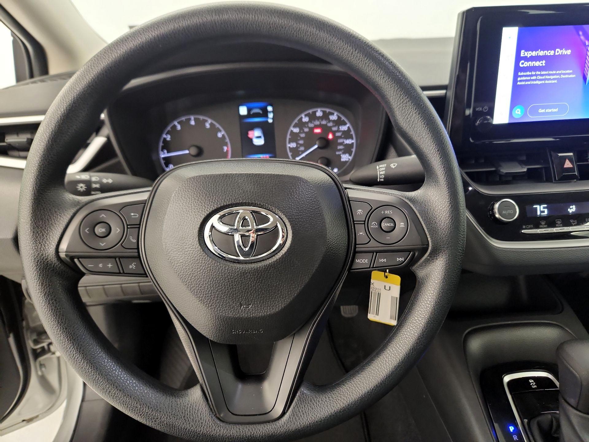 Thumbnail: 2025 Toyota Corolla - 10