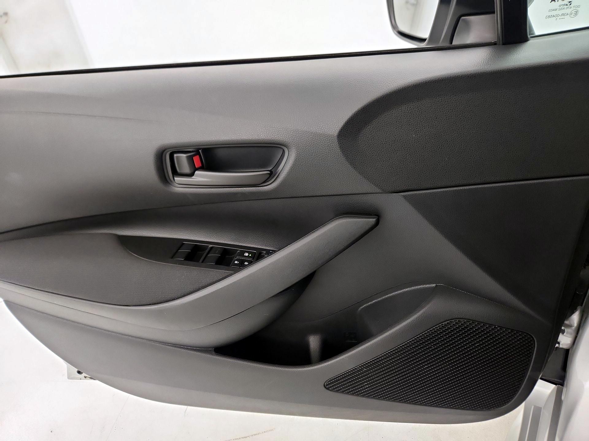 Thumbnail: 2025 Toyota Corolla - 12