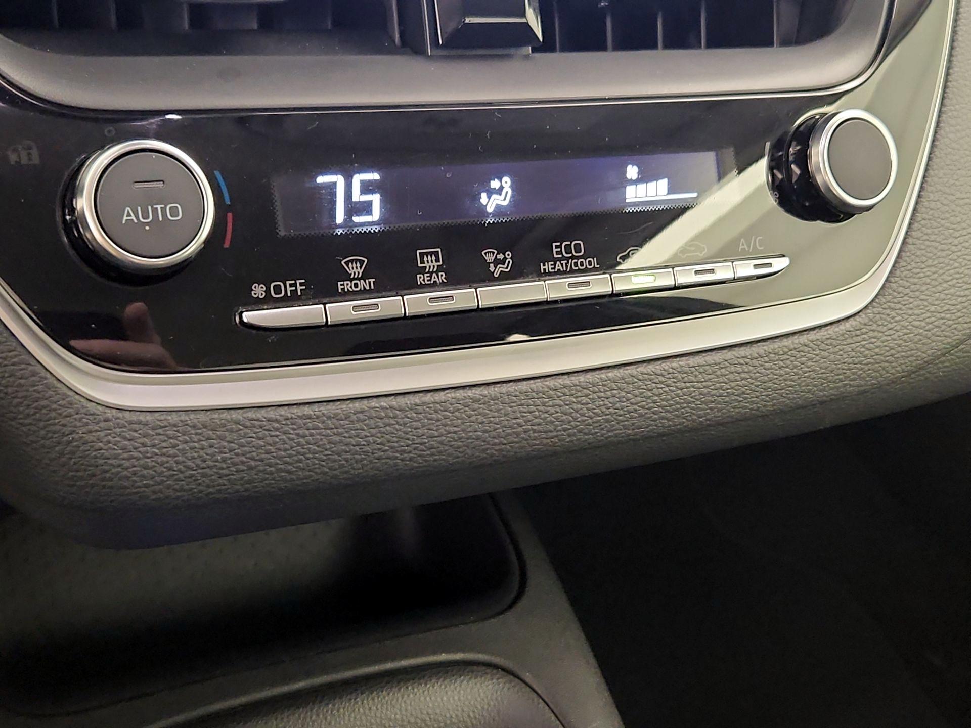 Thumbnail: 2025 Toyota Corolla - 17