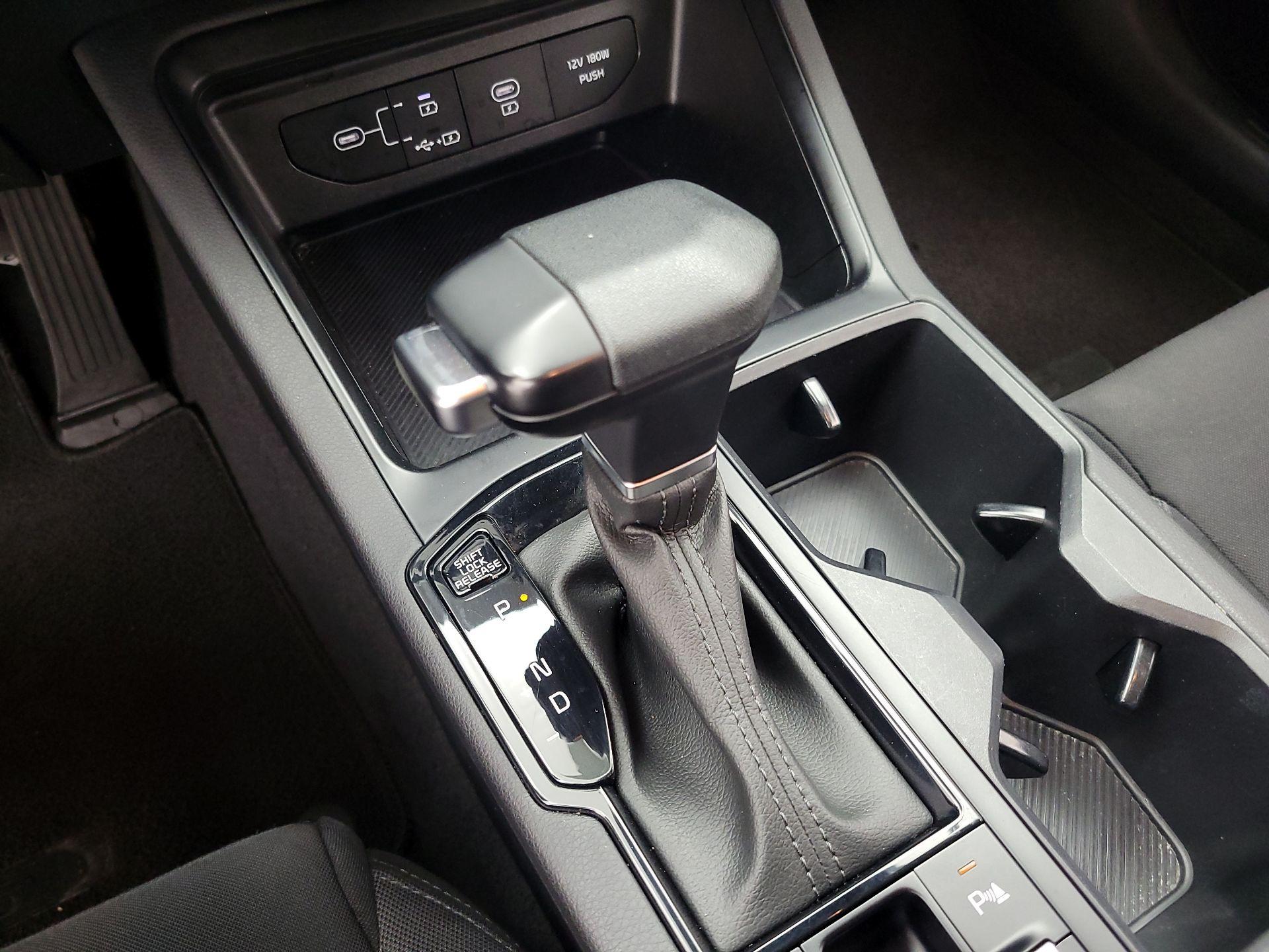 Thumbnail: 2025 Kia K5 - 17