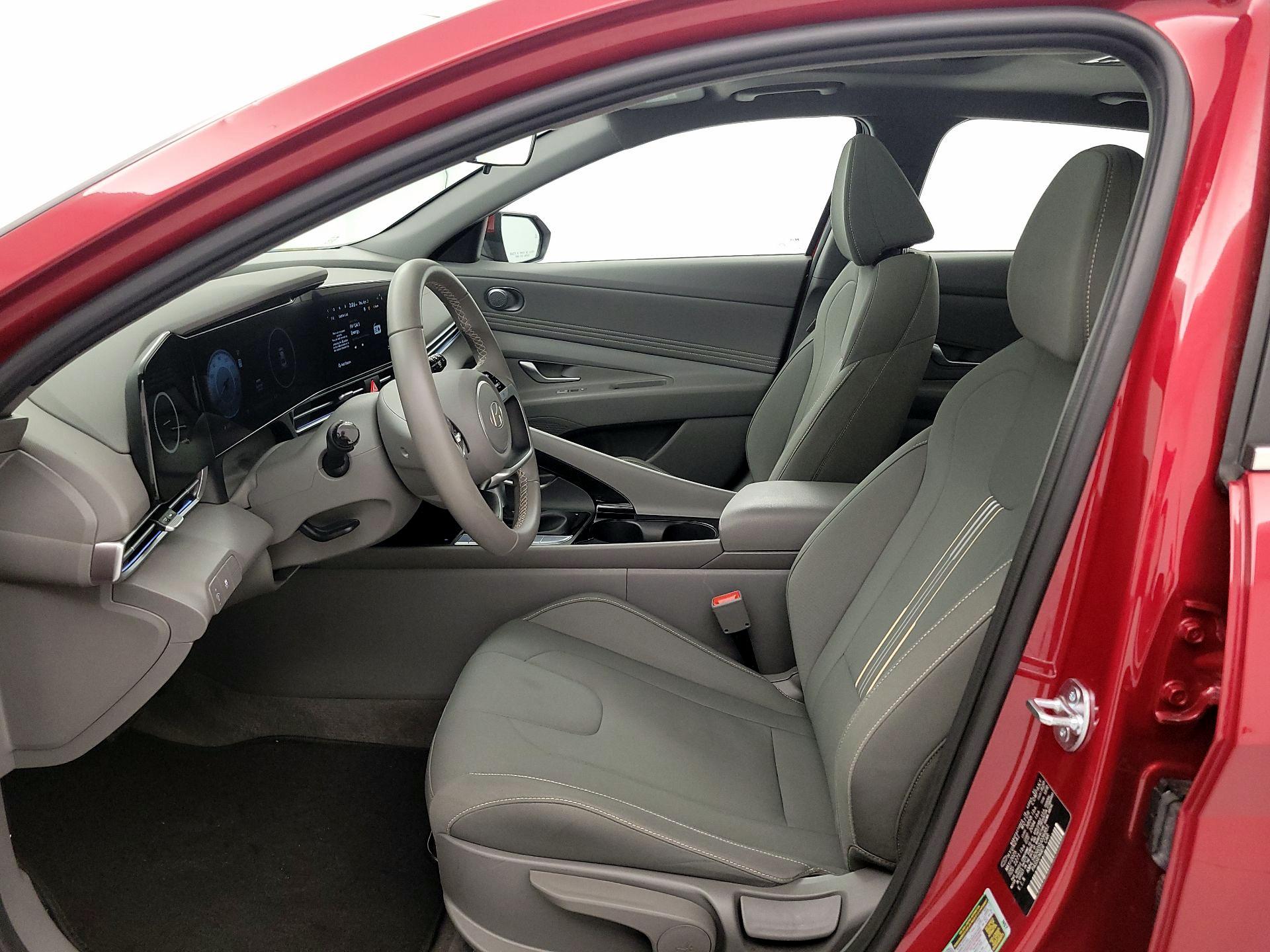 Thumbnail: 2025 Hyundai Elantra - 11