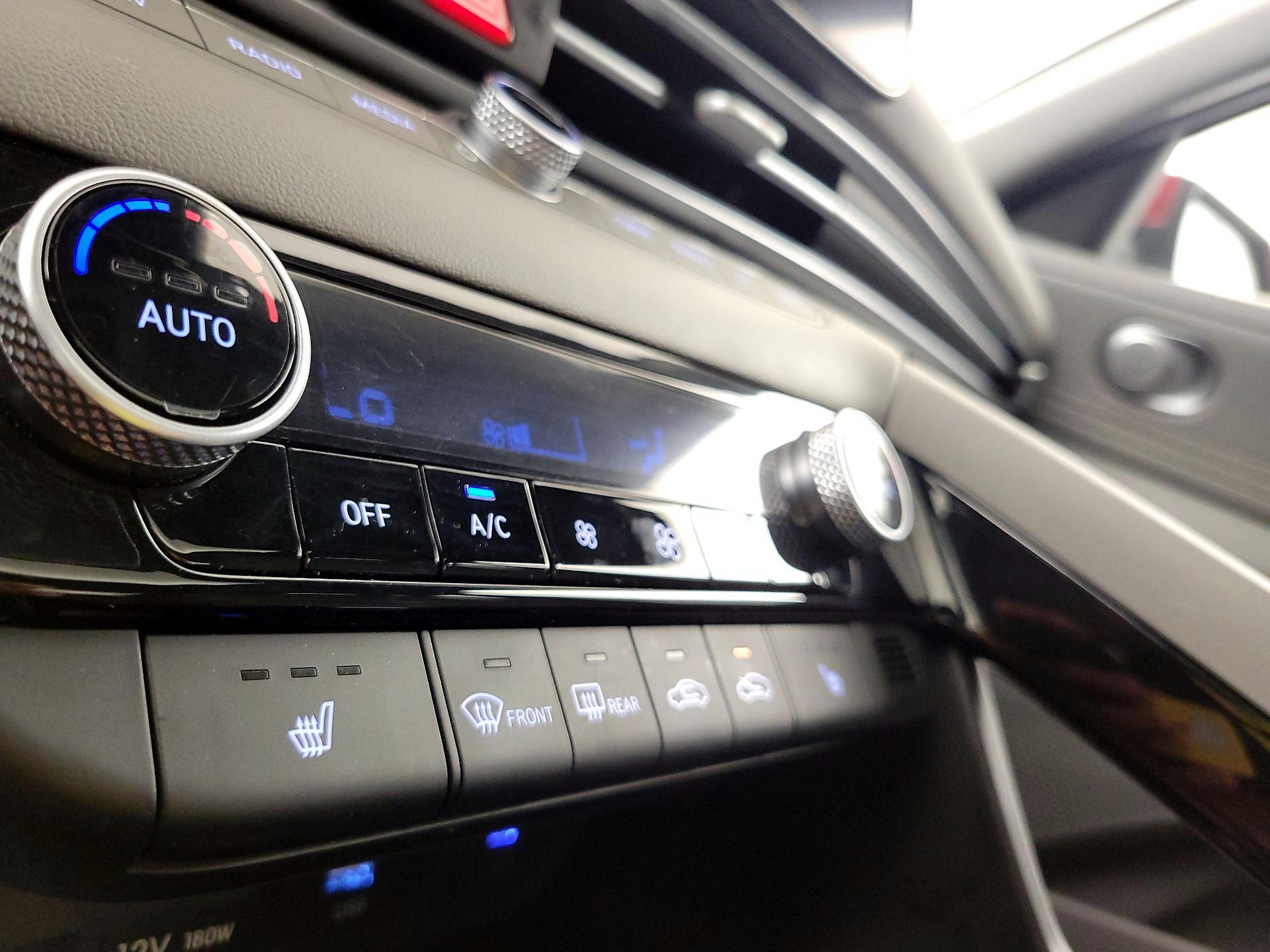 Thumbnail: 2025 Hyundai Elantra - 17