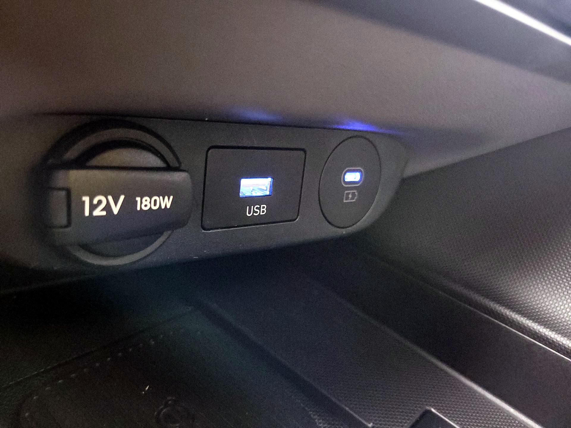 Thumbnail: 2025 Hyundai Elantra - 19