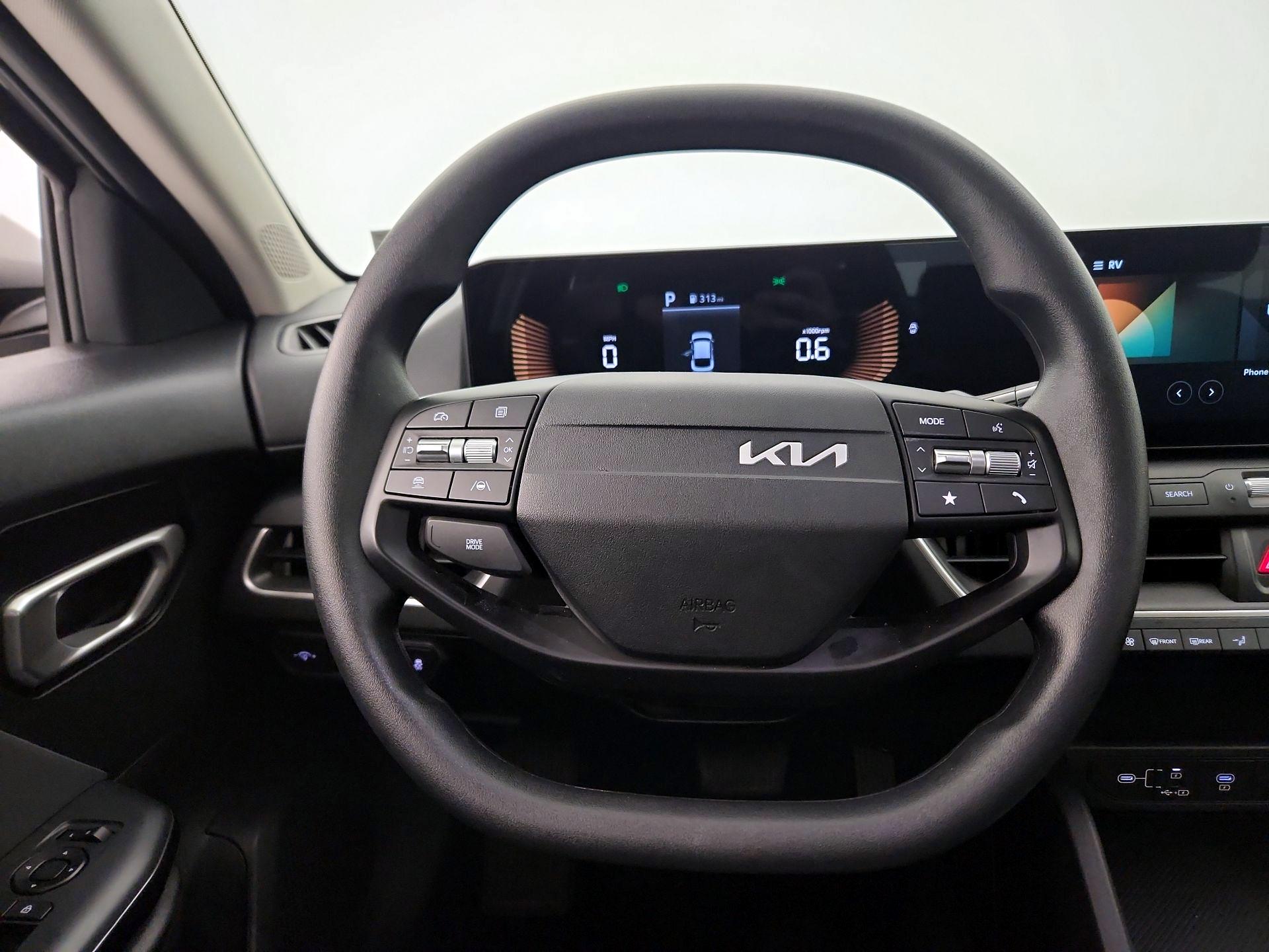 Thumbnail: 2025 Kia K4 - 10