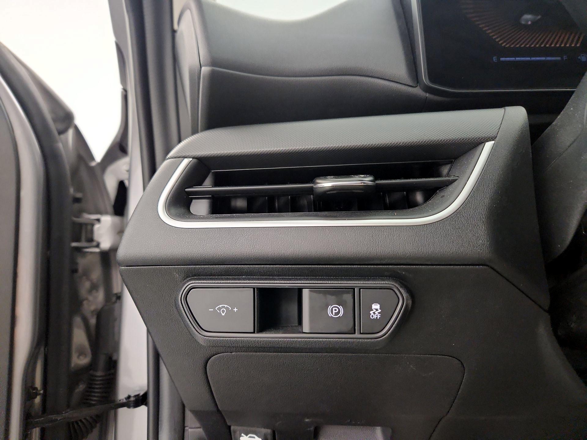 Thumbnail: 2025 Kia K4 - 13