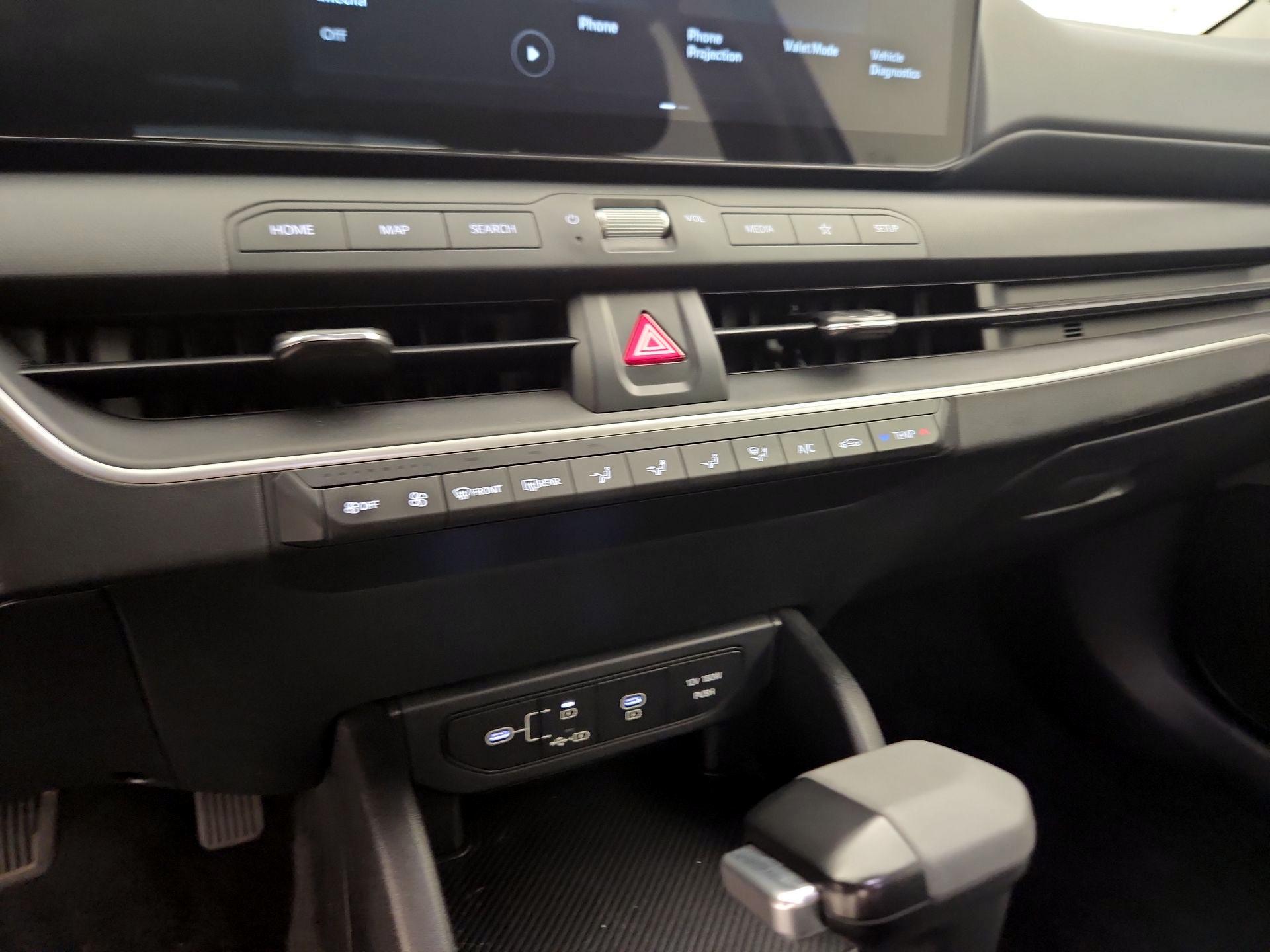 Thumbnail: 2025 Kia K4 - 16