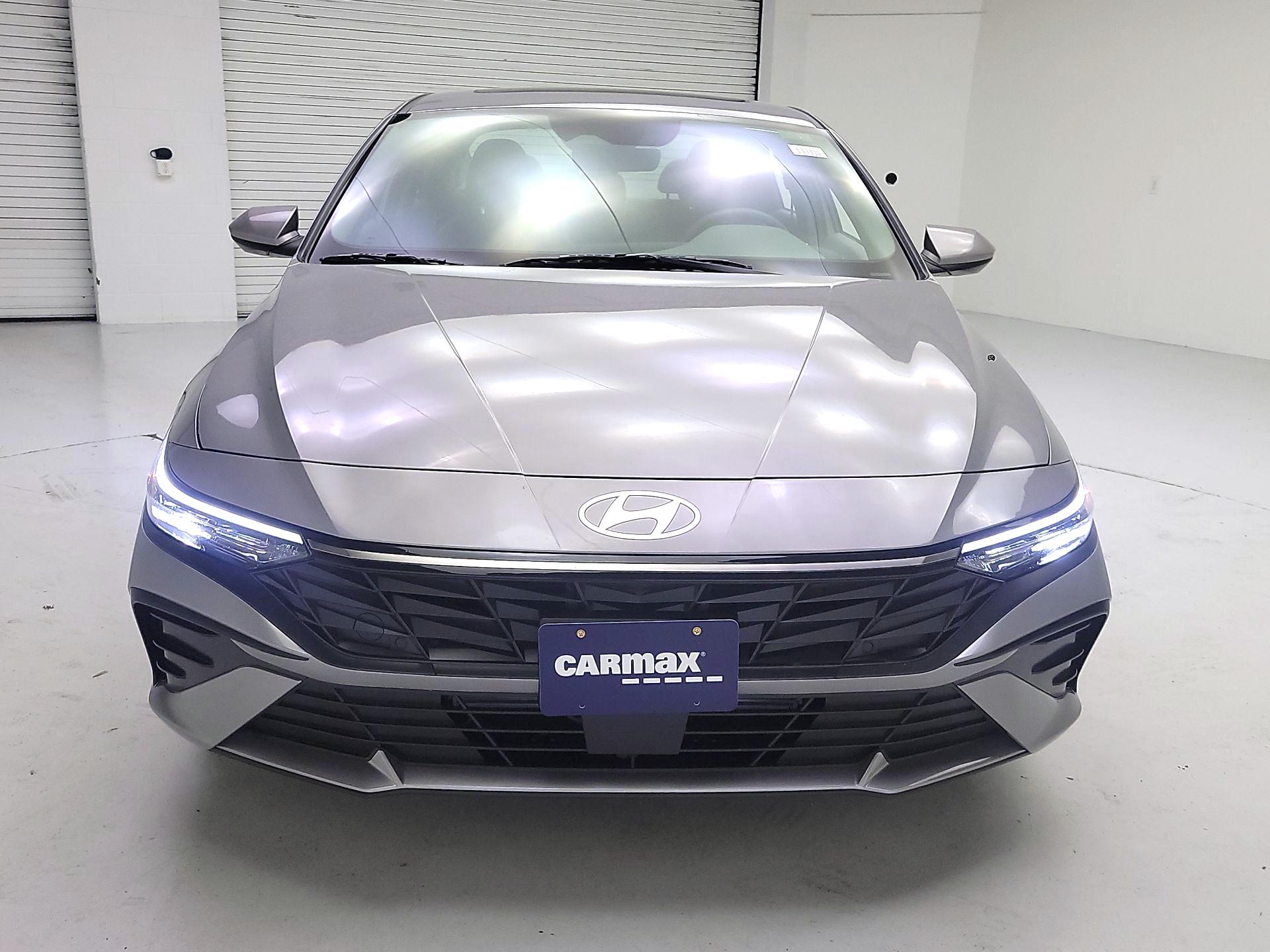 Thumbnail: 2025 Hyundai Elantra - 2