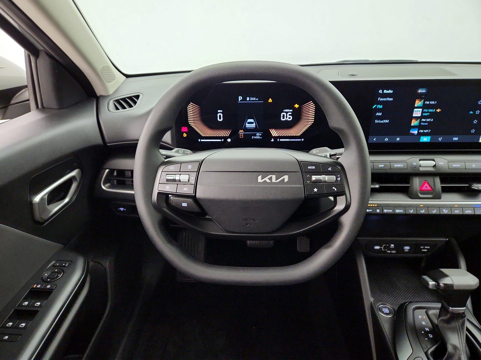 Thumbnail: 2025 Kia K4 - 10