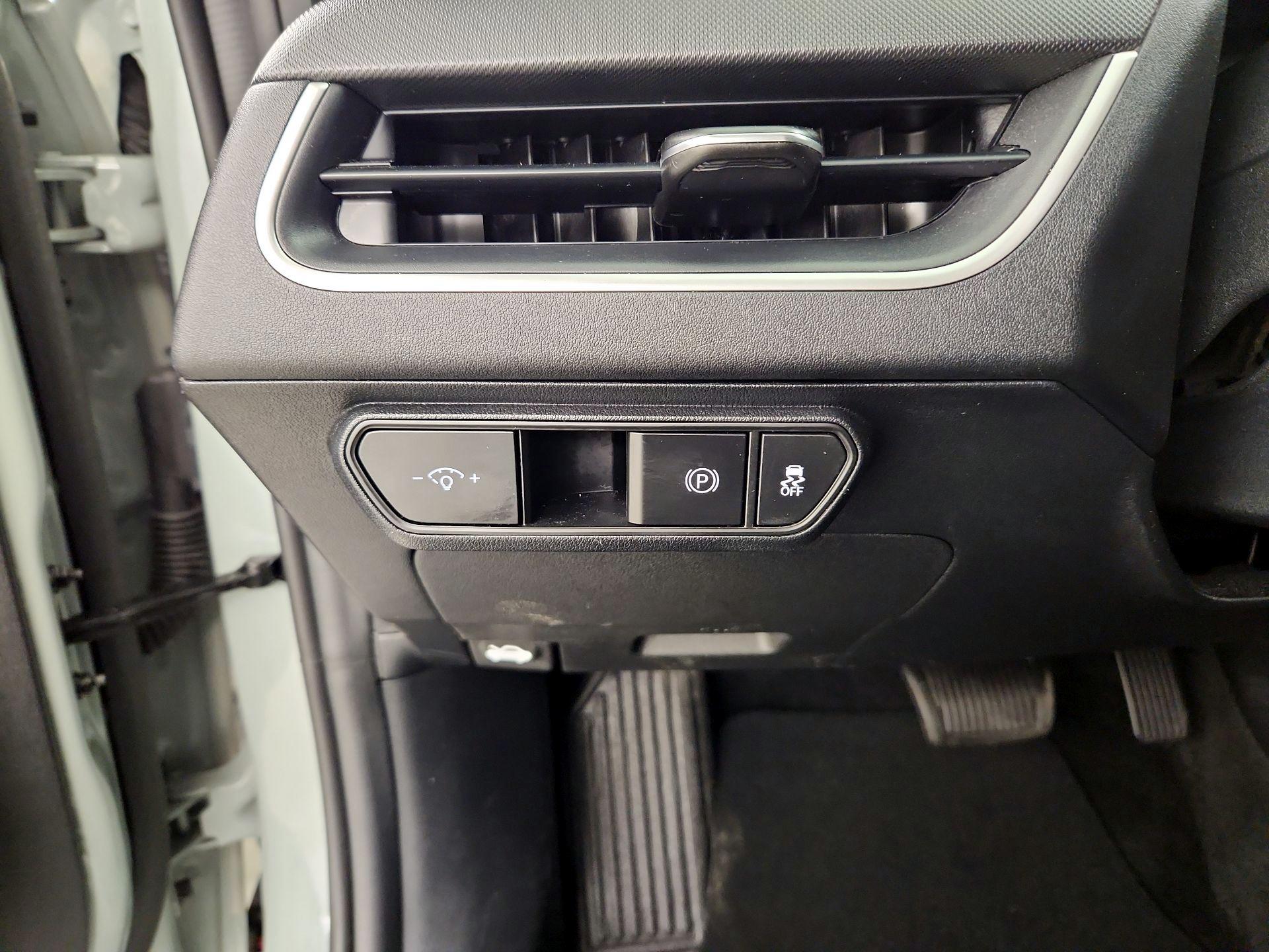 Thumbnail: 2025 Kia K4 - 13