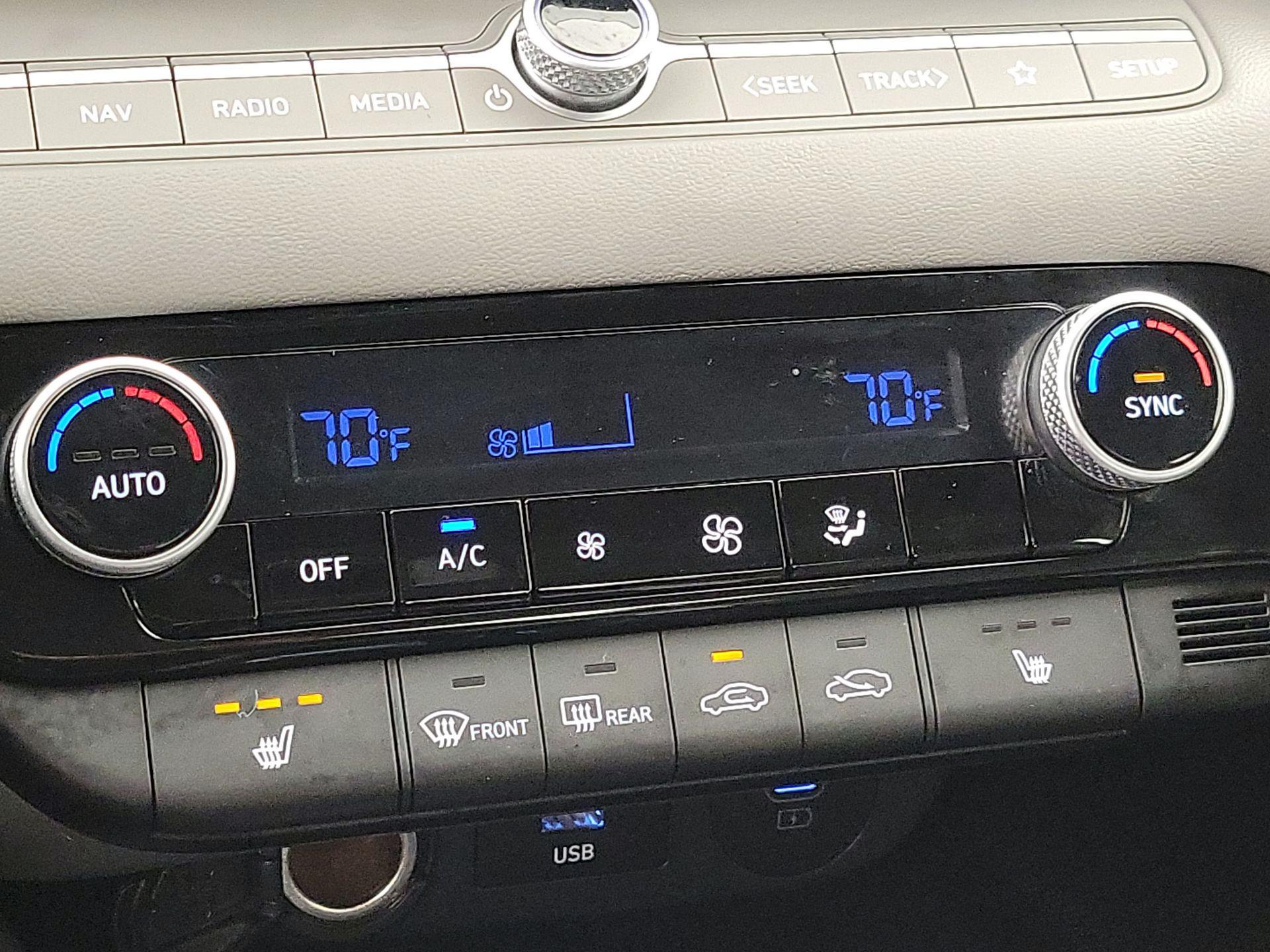 Thumbnail: 2025 Hyundai Elantra - 17