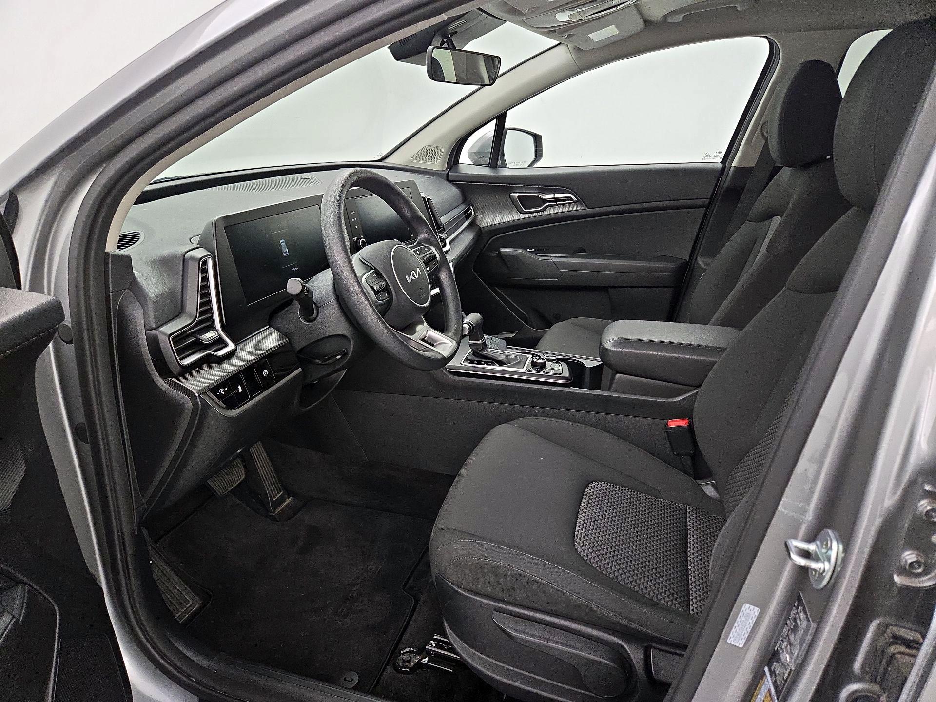 Thumbnail: 2025 Kia Sportage - 11